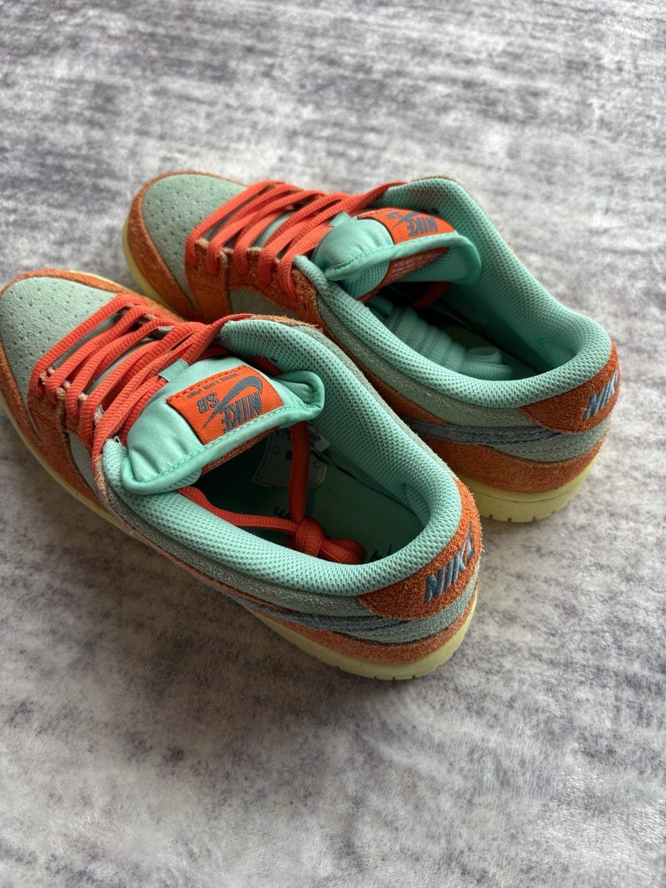 Nike SB Nike SB Dunk Low Orange and Emerald Rise Size US 8.5 / EU 41-42 - 3 Thumbnail