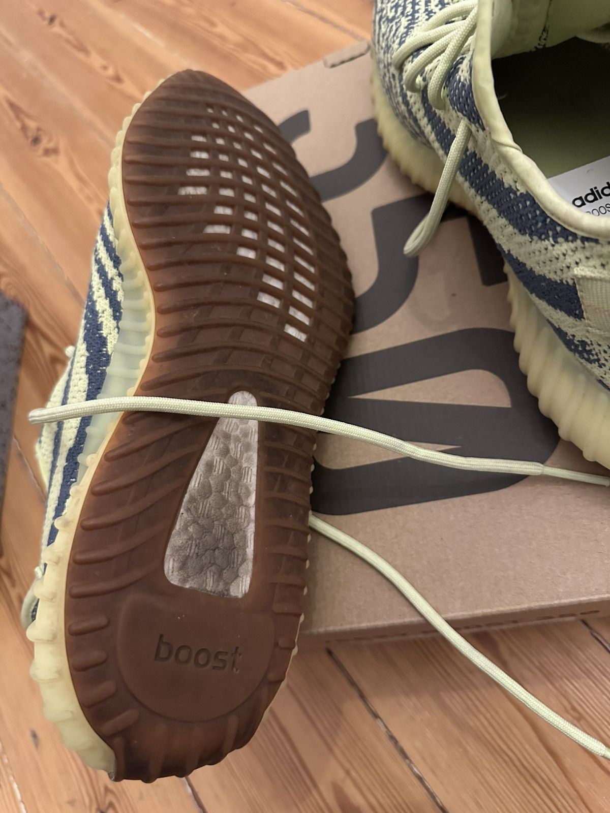 Adidas Adidas Jeezy Boost 350 v2 frozen yellow Size us 10 eu 44 Size US 10 / EU 43 - 13 Thumbnail