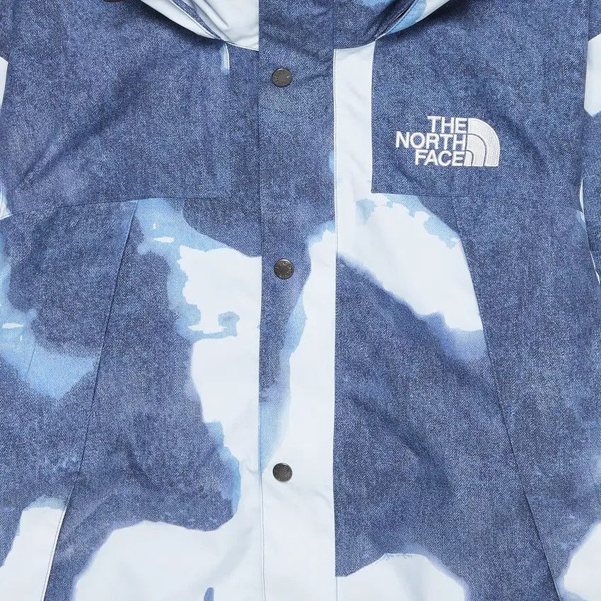 Supreme × The North Face Supreme The North Face Bleached Denim Print Mountain Jacket Size US XL / EU 56 / 4 - 3 Thumbnail