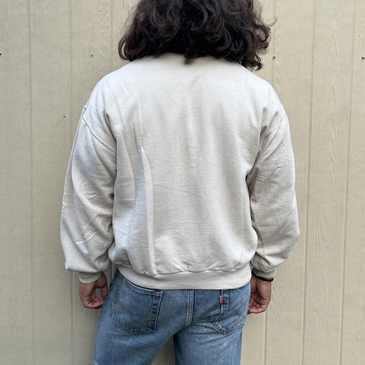 Vintage Vintage Embroidered Crusader Rabbit Sweatshirt Size US L / EU 52-54 / 3 - 3 Thumbnail
