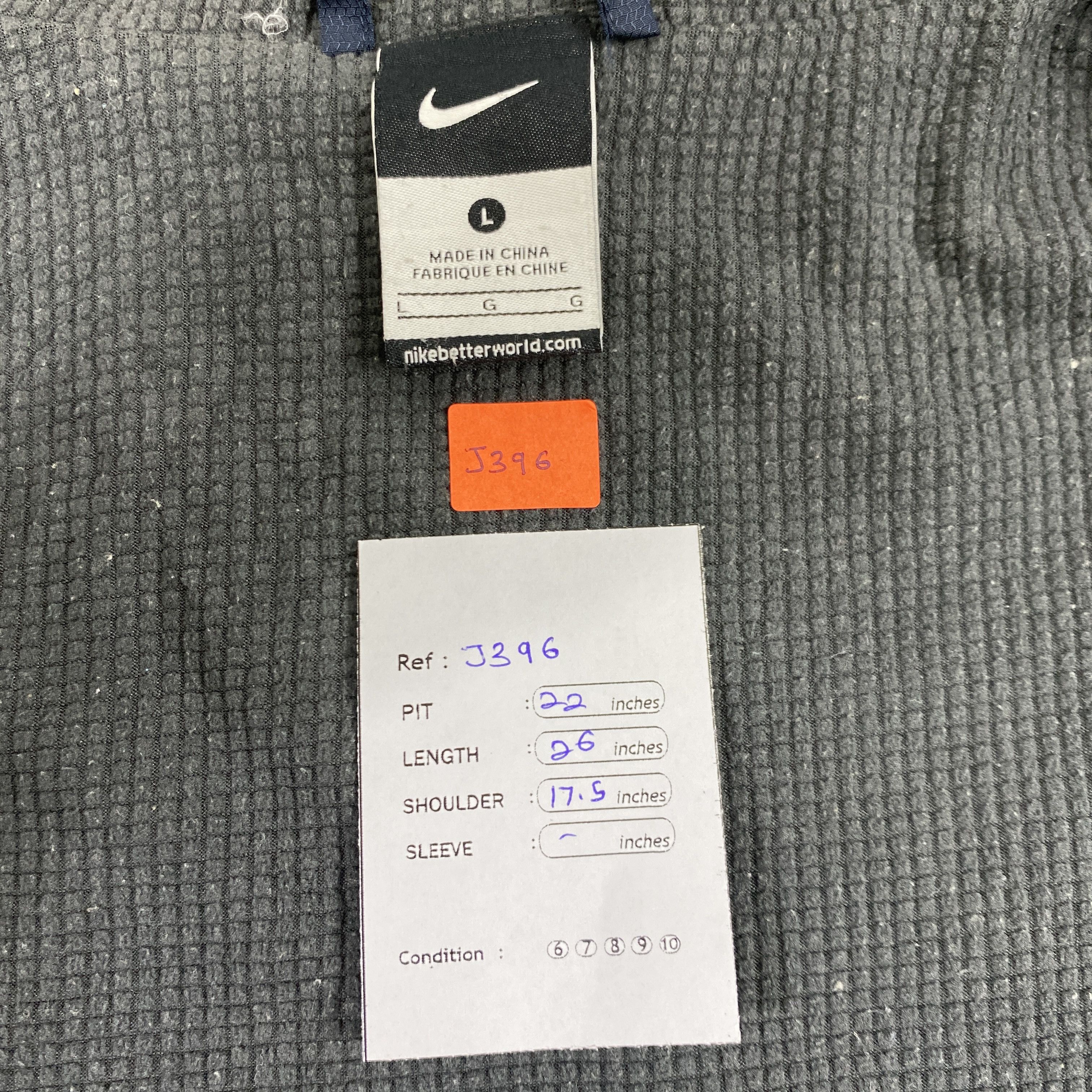 Nike Nike Sleeveless Small Logo Tracking Hoodie- J396 Size US M / EU 48-50 / 2 - 7 Thumbnail