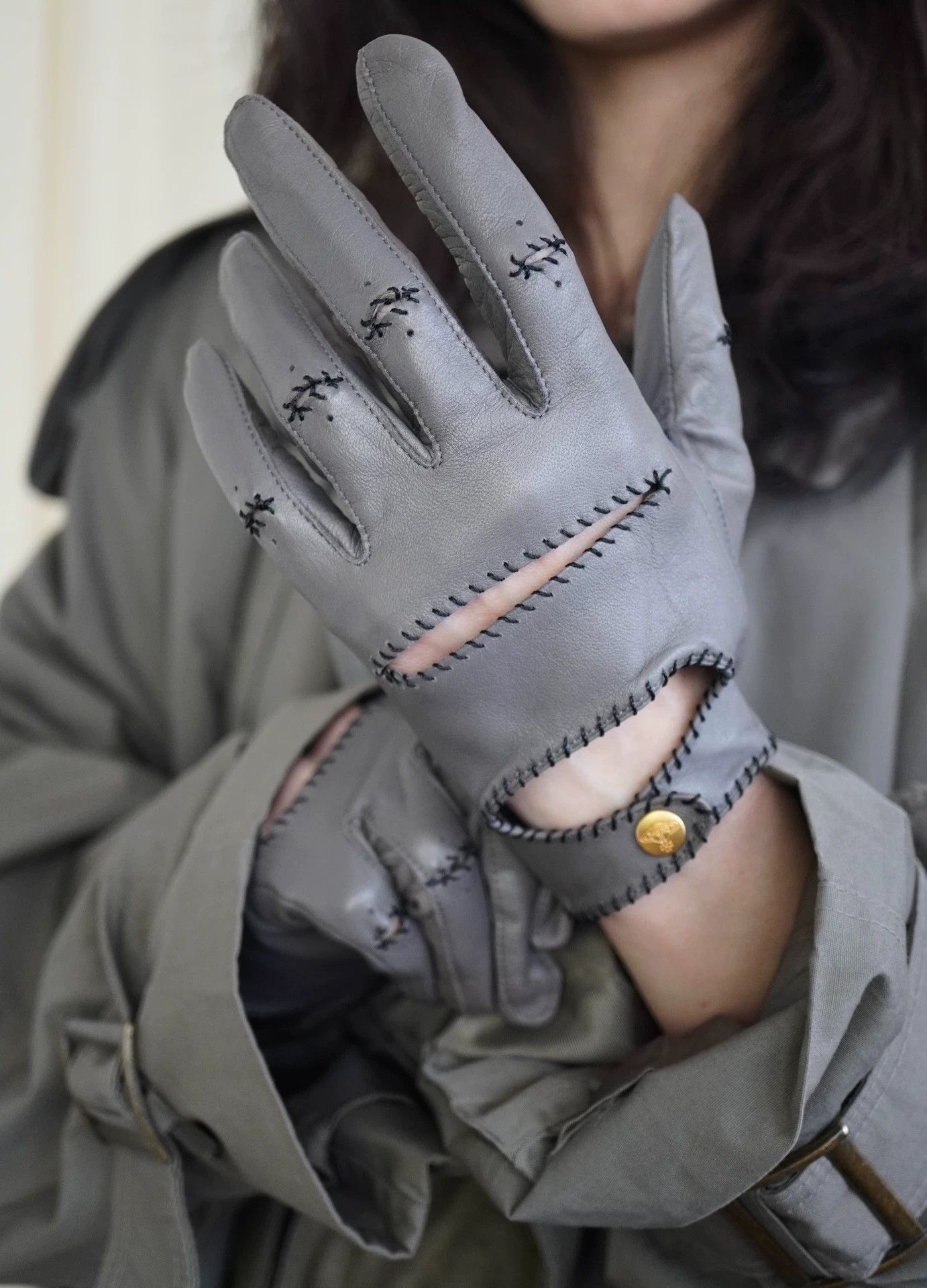 Vivienne Westwood Vivienne Westwood 2000s Cut Joint Leather Gloves Saturn Size ONE SIZE - 8 Thumbnail