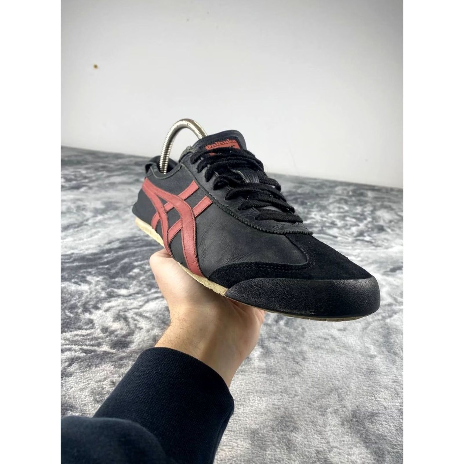 Onitsuka Tiger Onitsuka Tiger Mexico 66 Sneaker Low Black 9.5 Mens Leather Rubber Sole Casual Walking Size US 10 / EU 43 - 4 Thumbnail