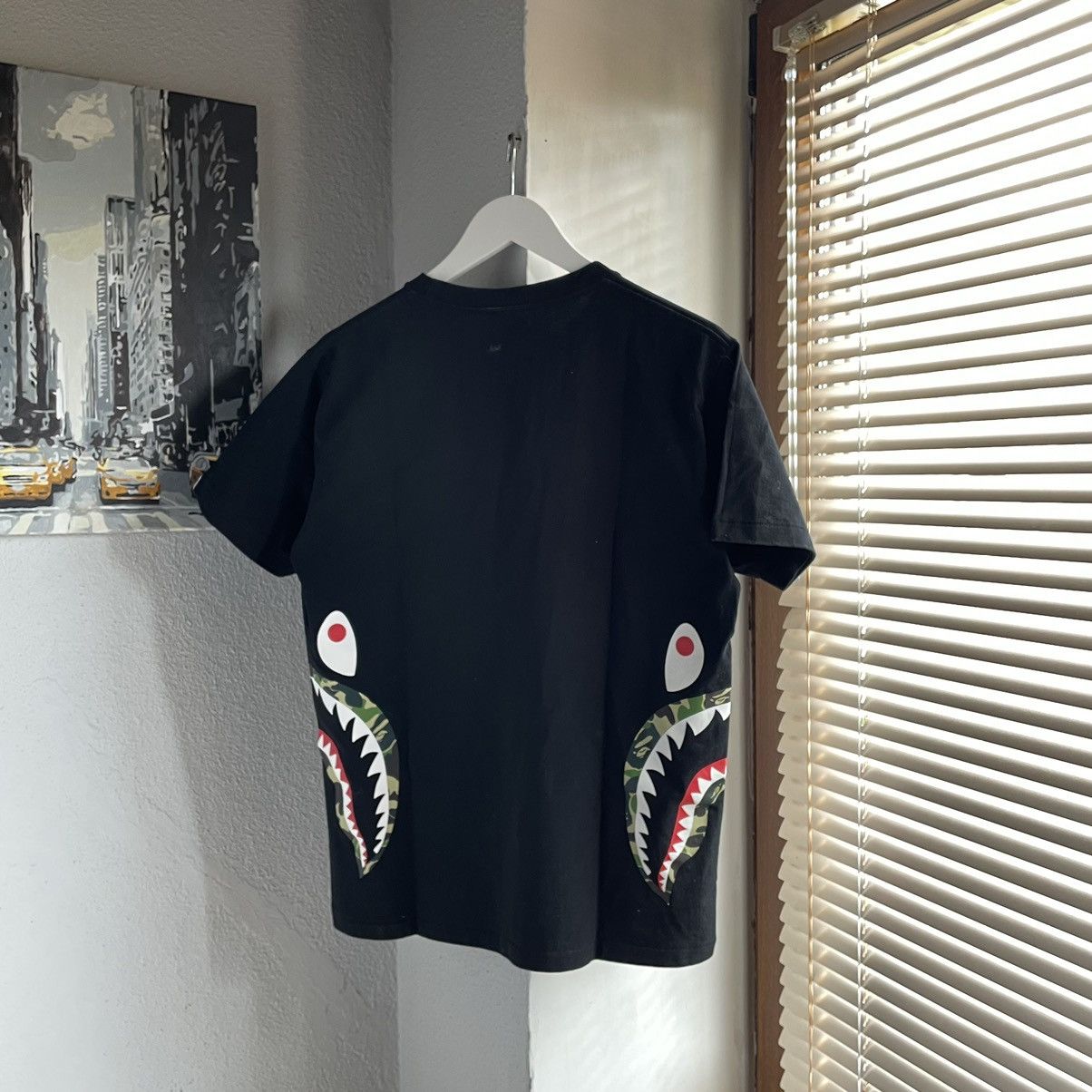 Bape BAPE Digital 1st Camo Shark Mouth Tee Size US M / EU 48-50 / 2 - 6 Thumbnail