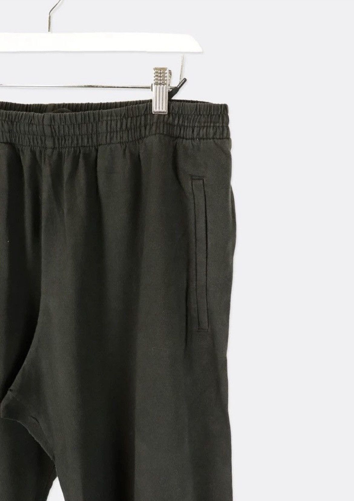 Balenciaga × Gap × Kanye West Yeezy Gap Balenciaga Sweatpants Size US 34 / EU 50 - 3 Thumbnail