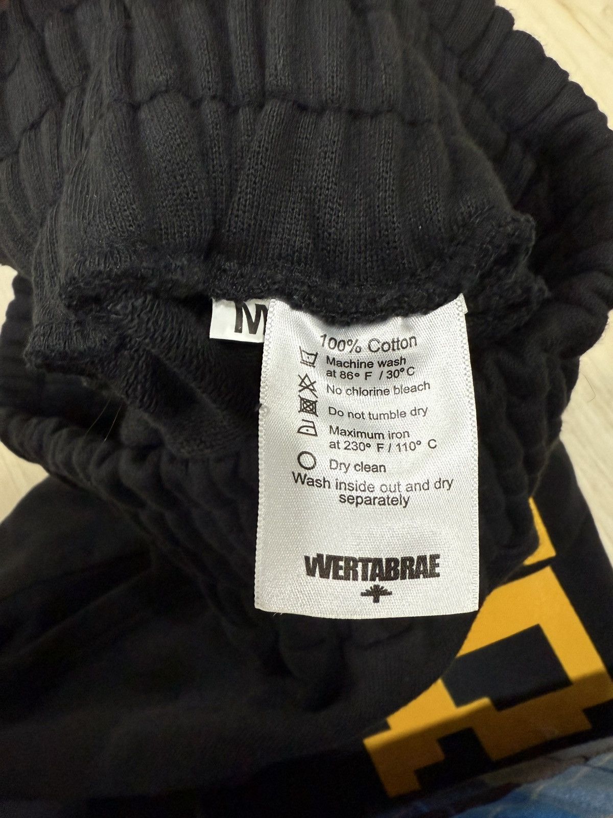 Vertabrae Vertabrae Sweatpants - Size M (Black + Yellow) Size US 32 / EU 48 - 11 Thumbnail