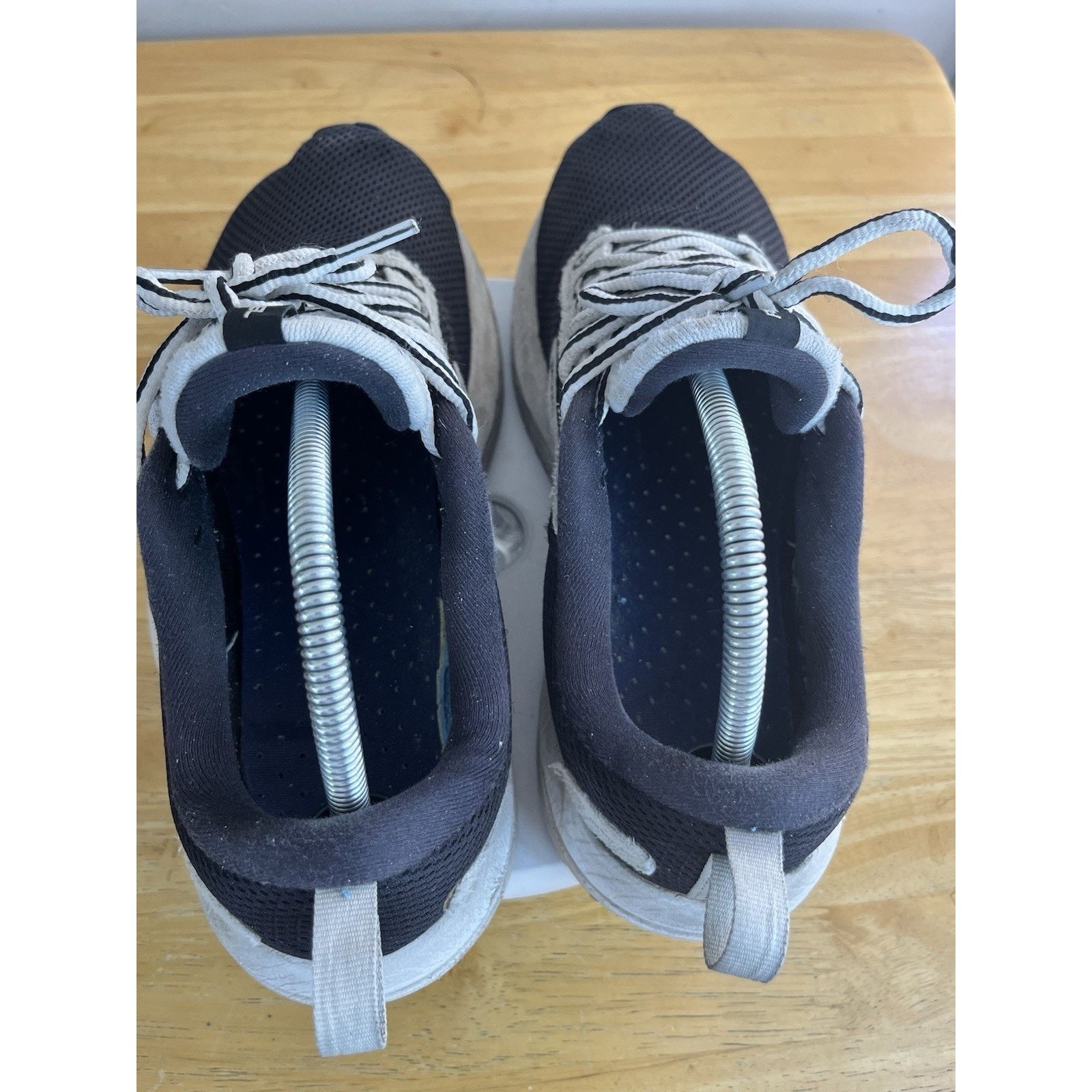Brooks Brooks Revel 6 Men's Size 10 Running Shoes Black White Size US 10 / EU 43 - 8 Thumbnail