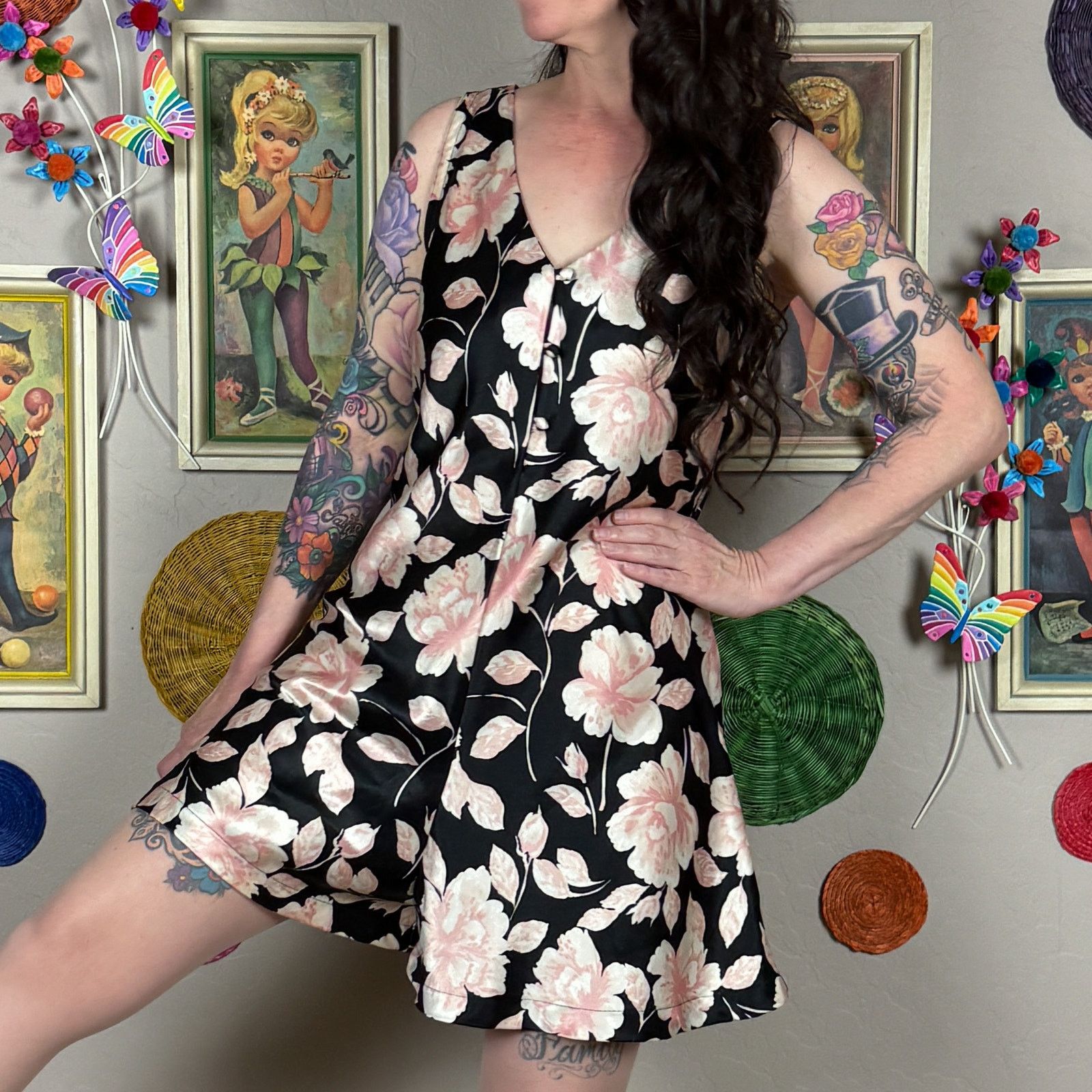 Vintage Vintage Vanity Fair Satin Floral Sleeveless Pajama Romper Size ONE SIZE - 4 Thumbnail