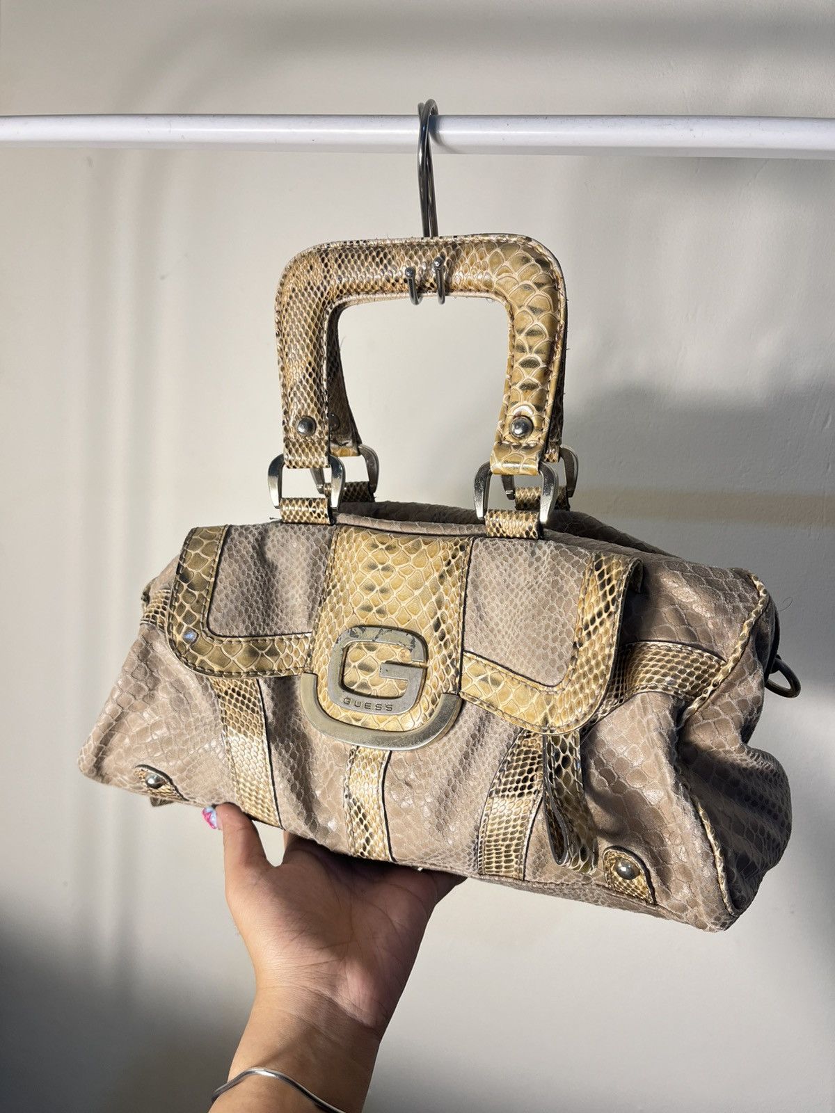 Japanese Brand Vtg guess snake skin handle bag Size ONE SIZE - 6 Thumbnail