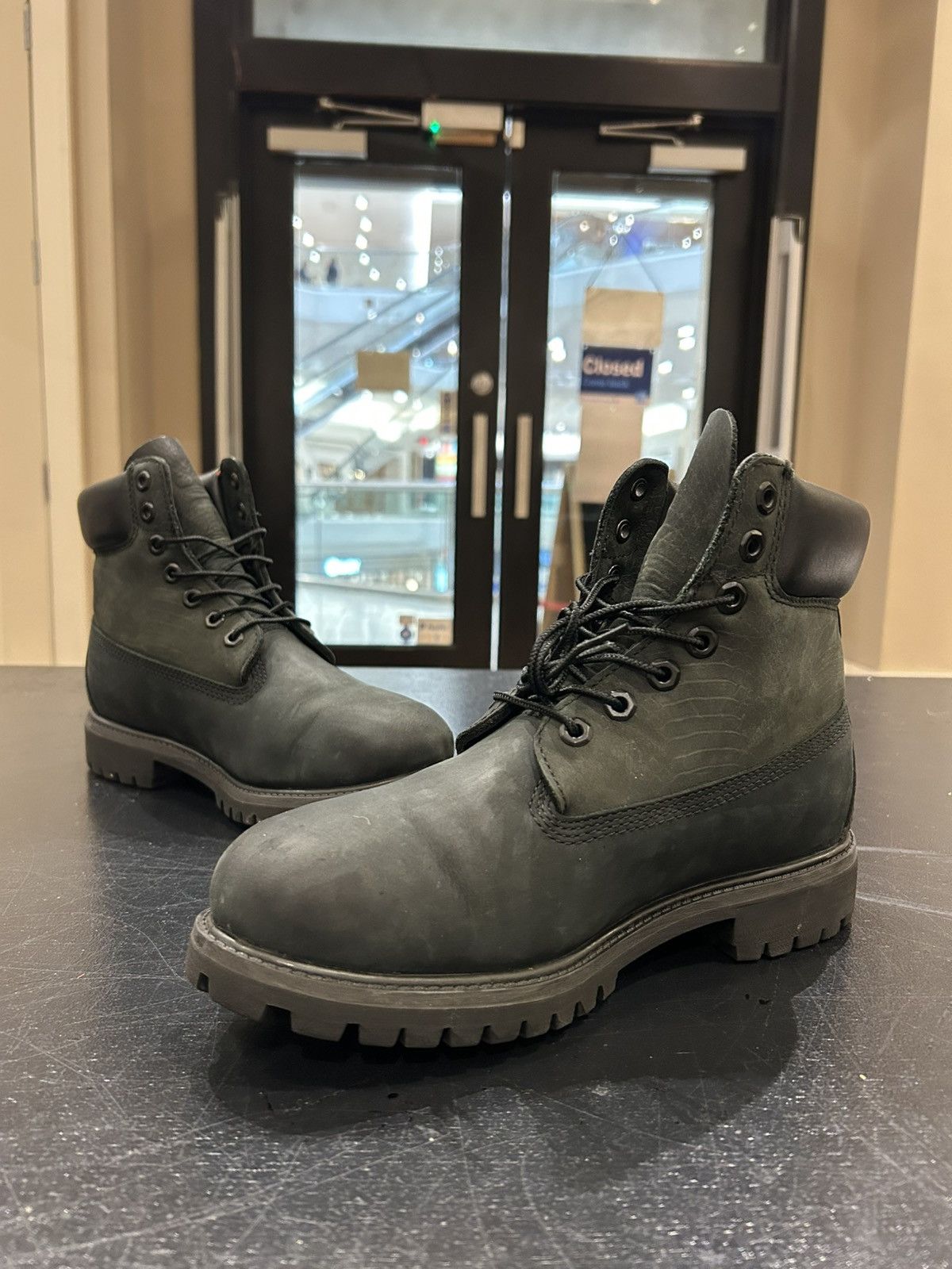 Supreme × Timberland Supreme X Timberland Snakeskin Boot Size US 8.5 / EU 41-42 - 2 Thumbnail