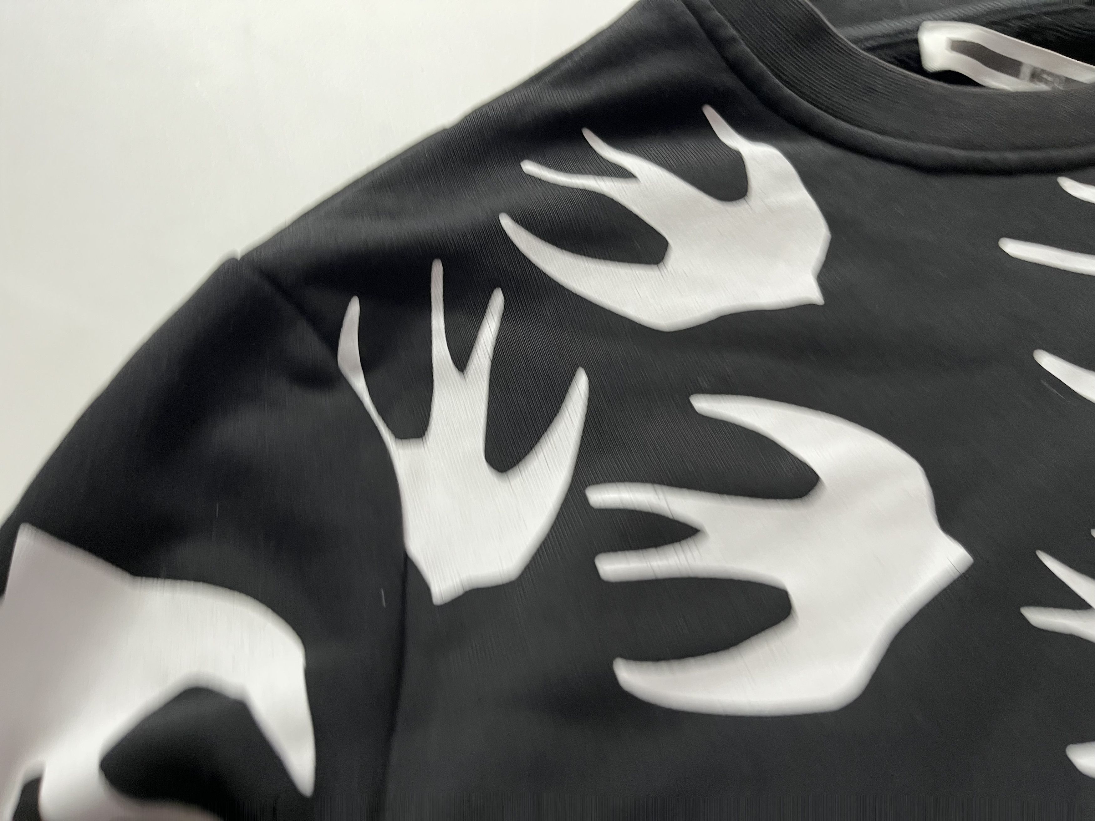 Alexander McQueen McQ Alexander McQueen printed sweatshirts Size US M / EU 48-50 / 2 - 8 Thumbnail