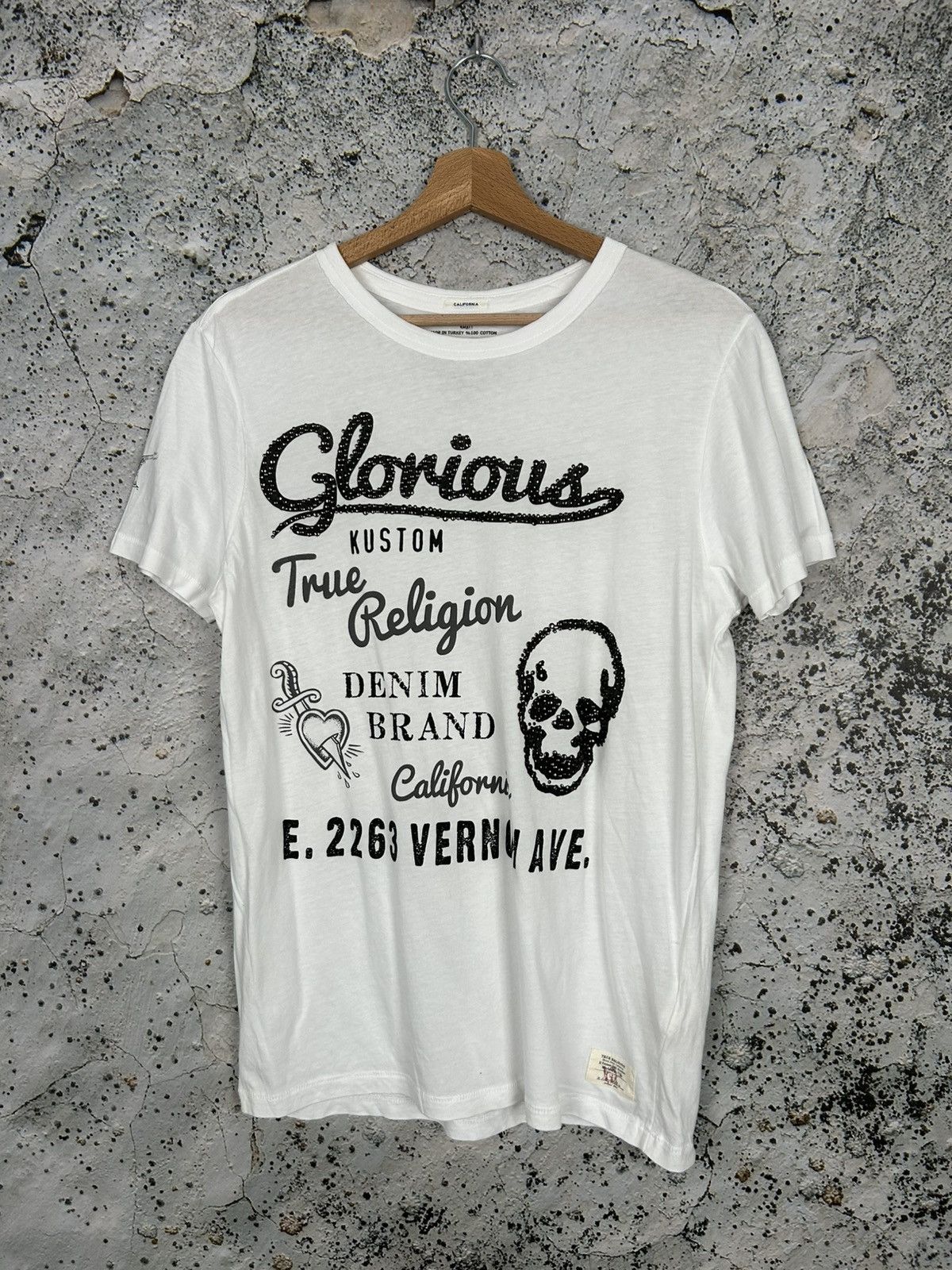 True Religion Vintage True Religion Y2K Graphic Tee Skate Punk Avant Garde Size US S / EU 44-46 / 1 - 1 Thumbnail