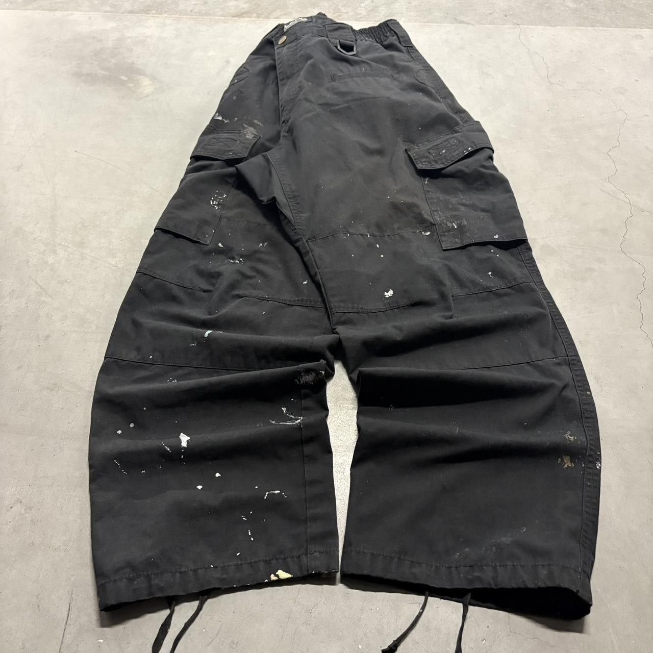 Vintage Crazy Vintage Y2K/2000s Baggy Paint Splatter LAPG Black Streetwear Style Cargo Pants! Size US 38 / EU 54 - 3 Thumbnail