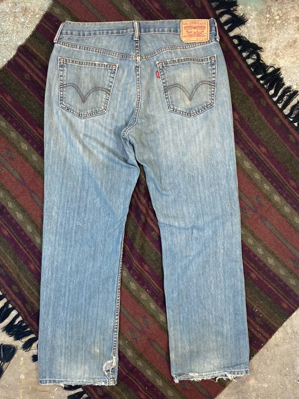 vintage levis 559 relaxed straight distressed denim