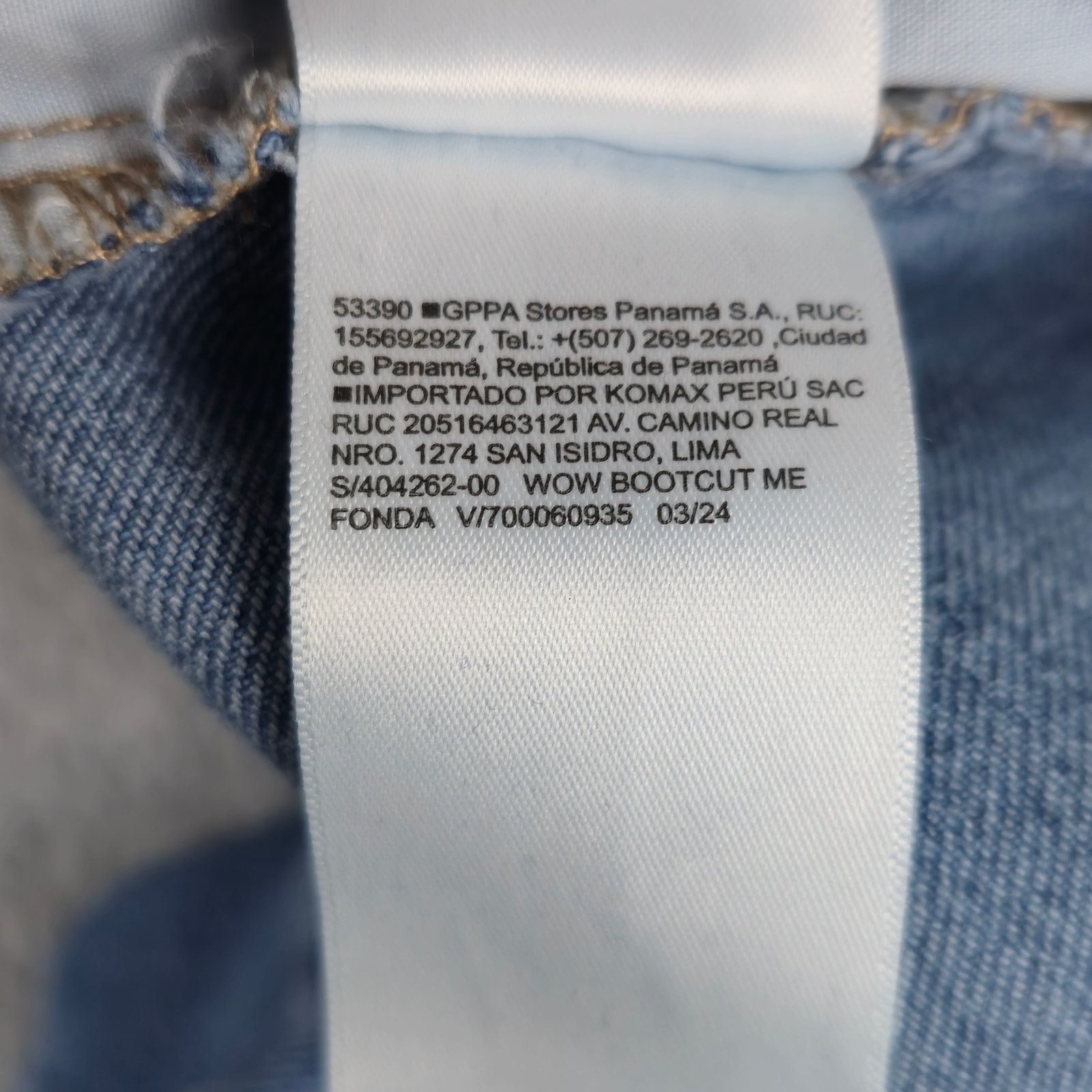 Old Navy Old Navy Womens 24 Mid Rise Wow Boot Cut Jeans Size 42" / US 20 - 11 Thumbnail