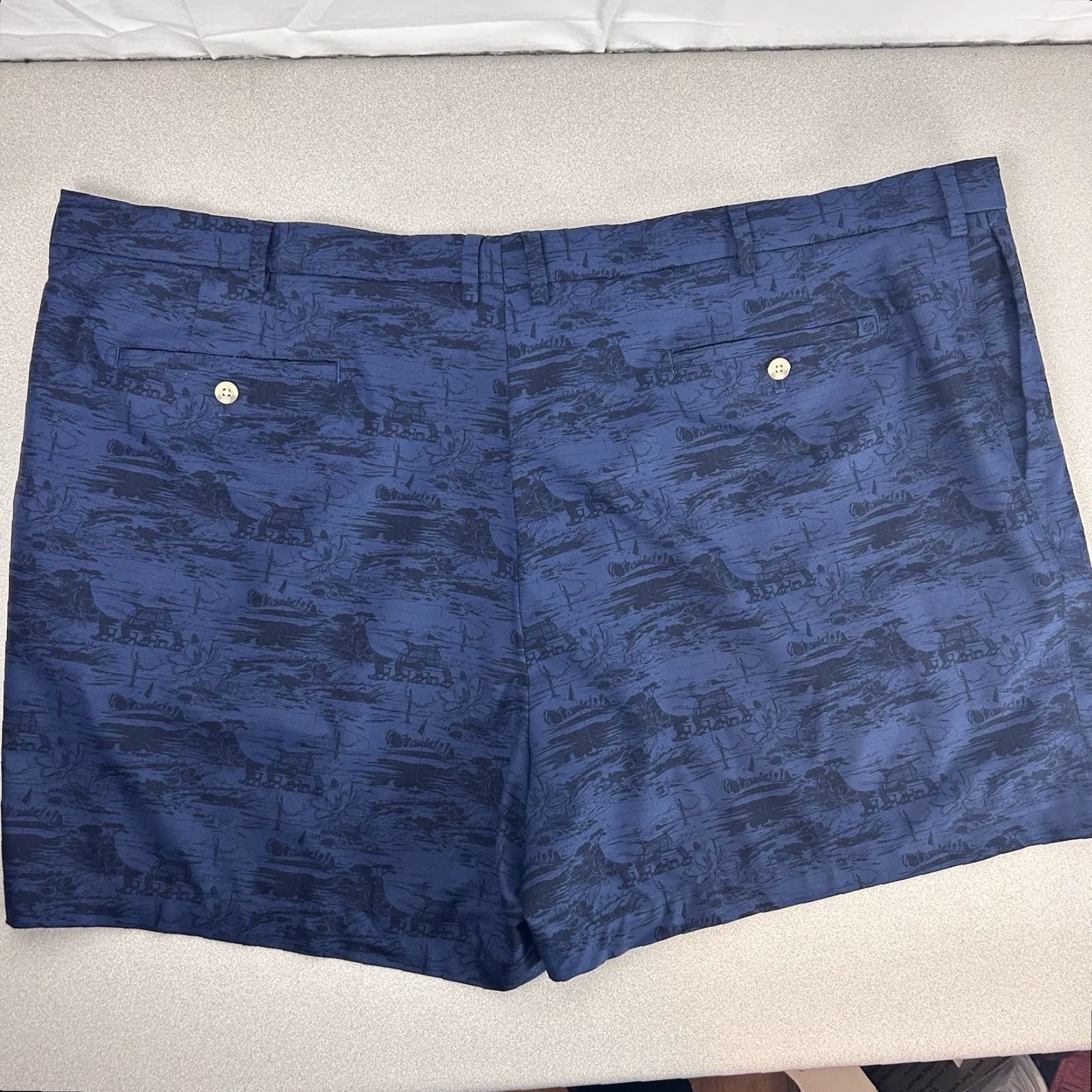 Peter Millar Peter Millar Shorts Mens 54R Blue Floral Golf Stretch Salem Course Performance Golf Sports Modern Size US 38 / EU 54 - 4 Thumbnail