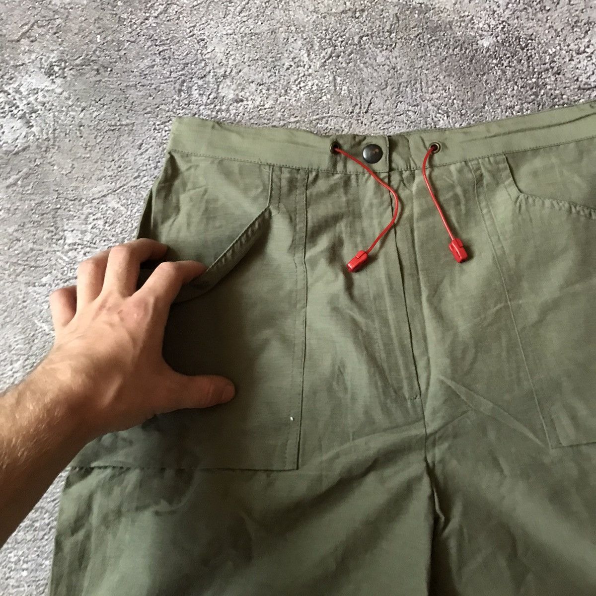 Vintage Vintage 90s Baggy Cargo Pants Olive Green Grunge Workwear 30 Size US 30 / EU 46 - 5 Thumbnail