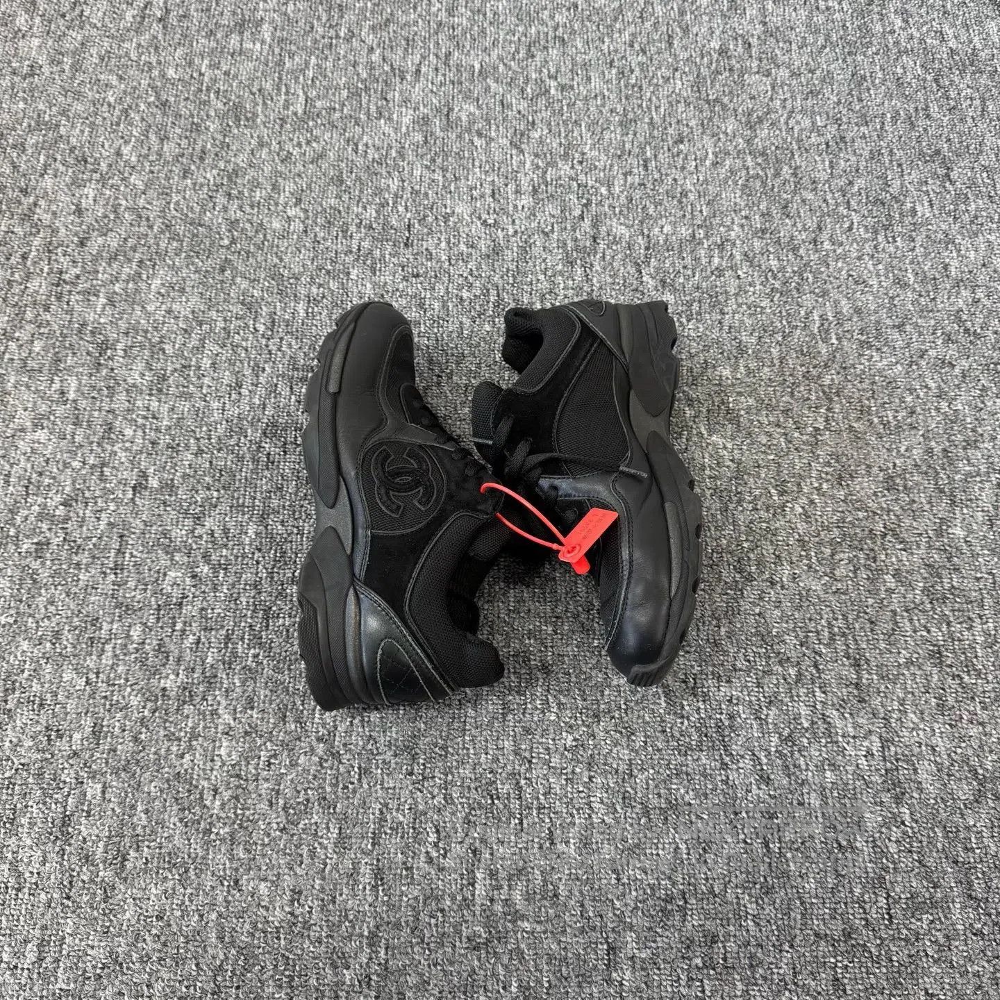 Chanel Chanel Black Knight Double C sneakers| Size US 6 / IT 36 - 4 Thumbnail