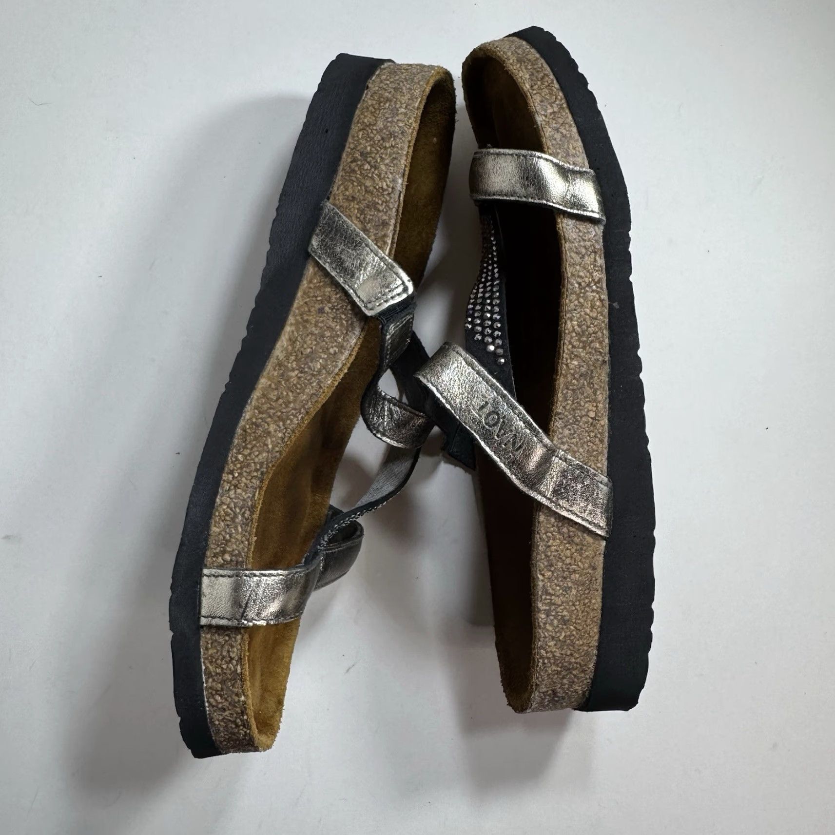 Vintage Naot Women’s Sandal Leather Strap Rhinestone Flat Rubber Hook & Loop 7 Silver 37 Women’s Size US 7 / IT 37 - 7 Thumbnail