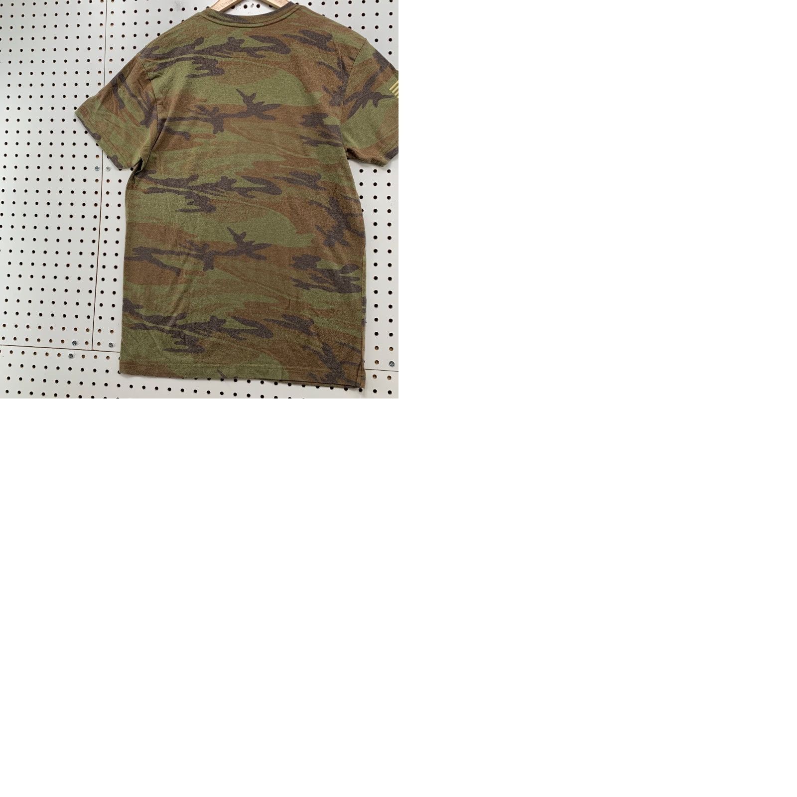 Vintage Grunt Style Camouflage T Shirt Mens M Camouflage Army USA Defend Military Shirt Men Beige T-Shirt Army 90s? Size US M / EU 48-50 / 2 - 9 Thumbnail