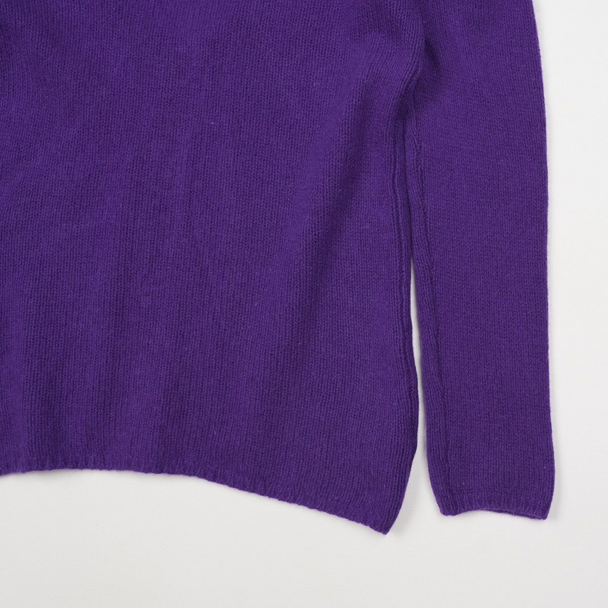 Prada Prada Cashmere Wool V neck Sweater Purple Size S / US 4 / IT 40 - 10 Thumbnail