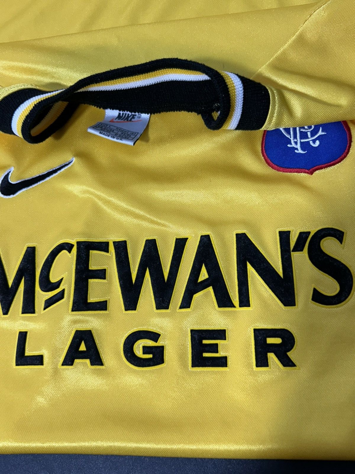 Nike 1997/1999 Glasglow Rangers F.C. Goalkeeper Rare Jersey Size US L / EU 52-54 / 3 - 6 Thumbnail