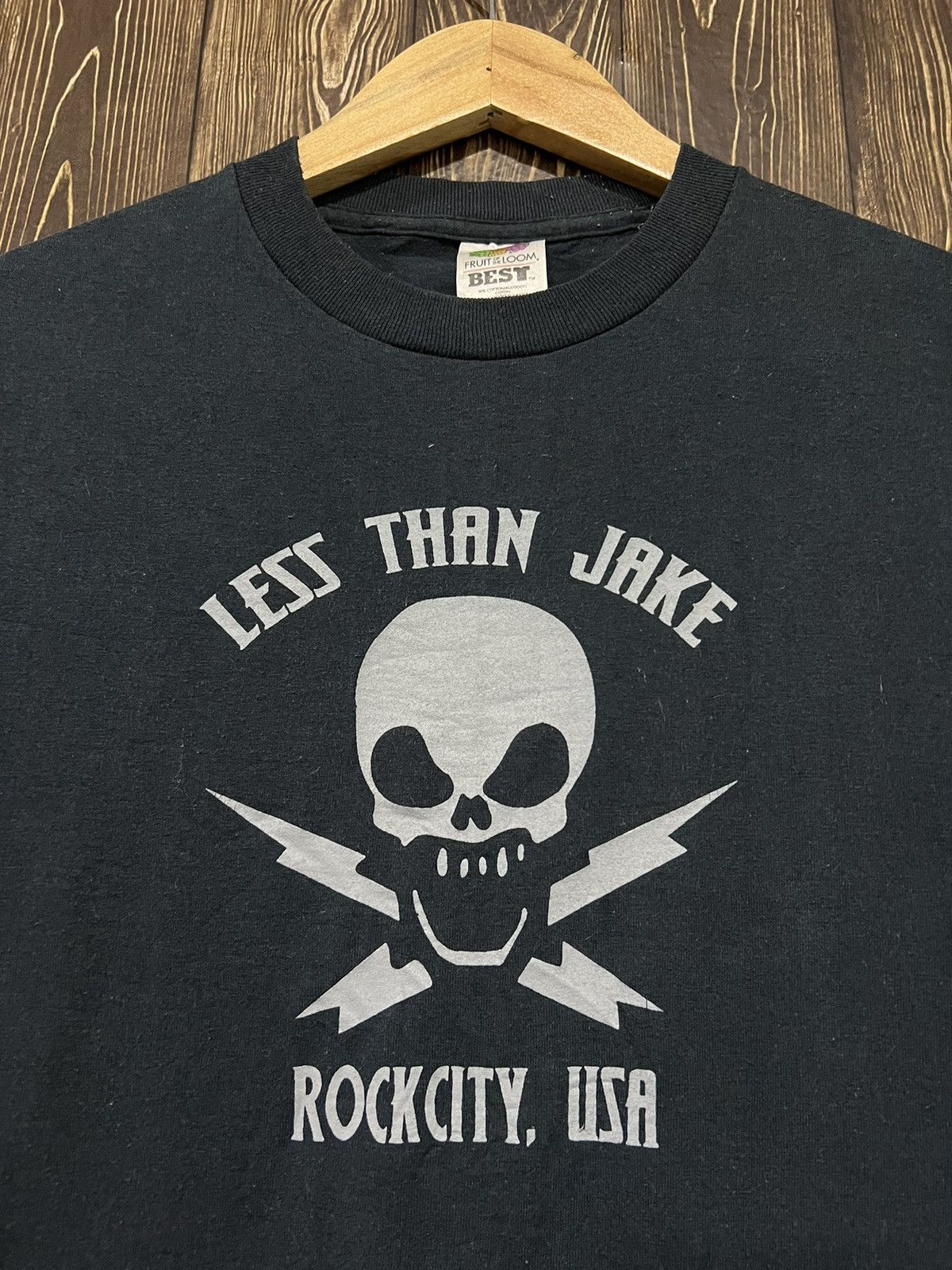 Band Tees × Vintage Vintage Less Than Jake Band Tshirt Size US S / EU 44-46 / 1 - 2 Thumbnail