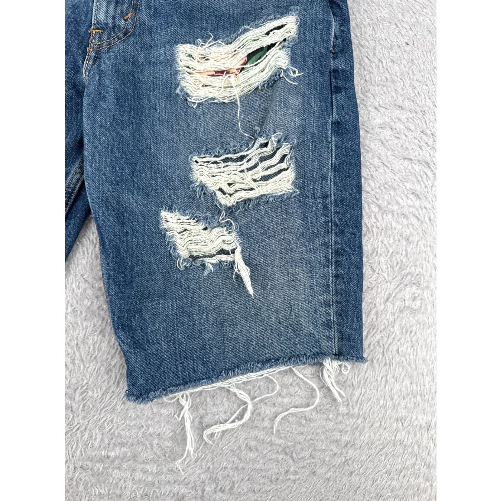 Levi's Levi's Women Short Cut-Off Blue Denim 511 Distressed 31x11 Patch Floral 32 Regular Jeans Size 24" / US 00 / IT 34 - 2 Thumbnail