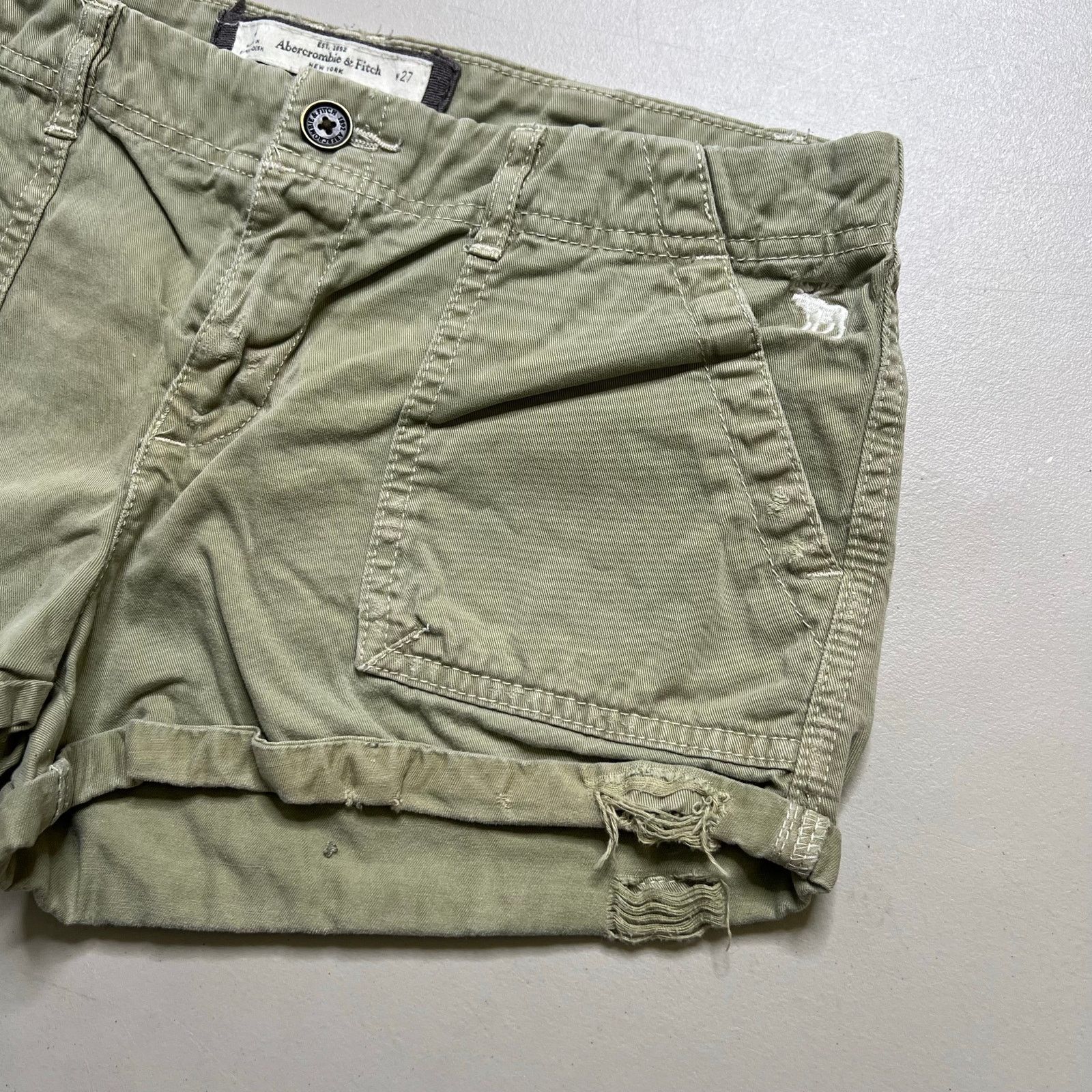 Abercrombie & Fitch Abercrombie & Fitch Olive Green Casual Utility Shorts 27 Size 27" / US 4 / IT 40 - 2 Thumbnail
