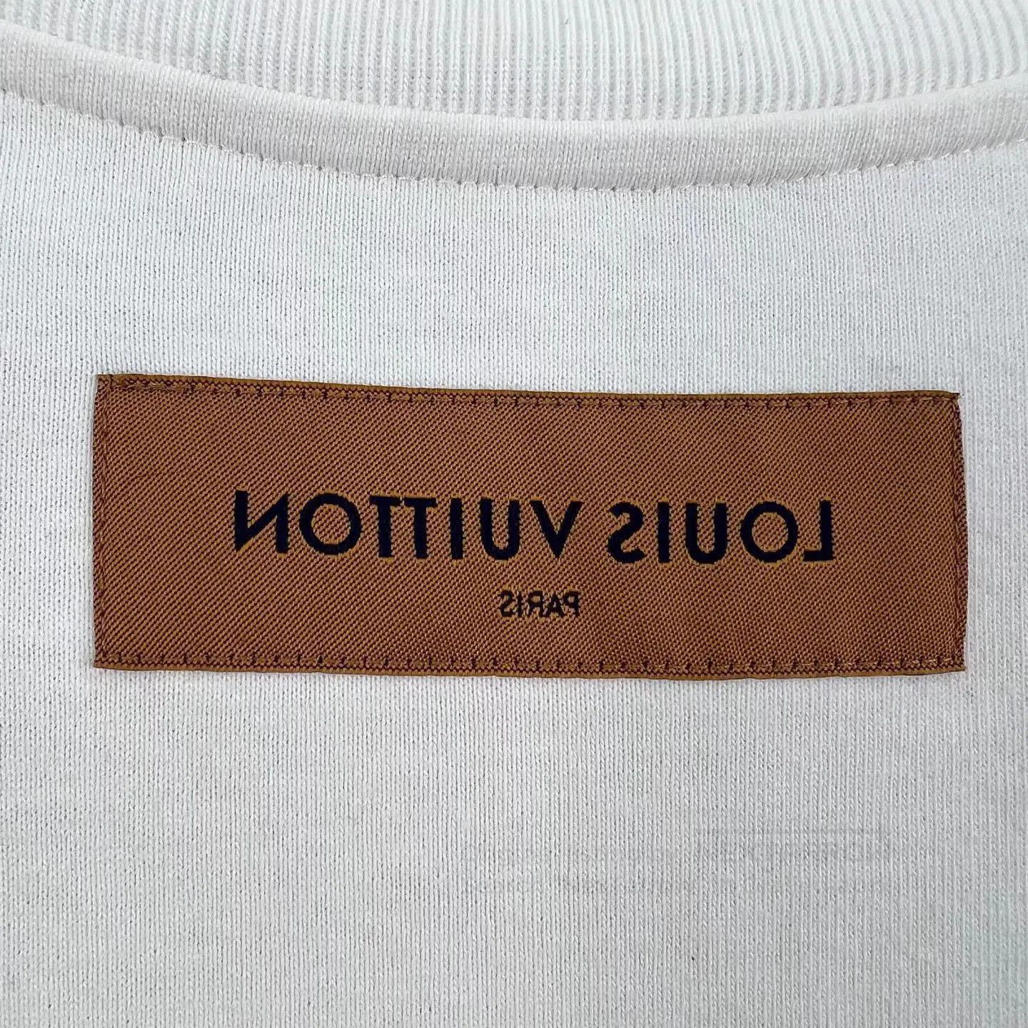 Louis Vuitton White Short Sleeve Graphic T-Shirt. Size US M / EU 48-50 / 2 - 3 Thumbnail