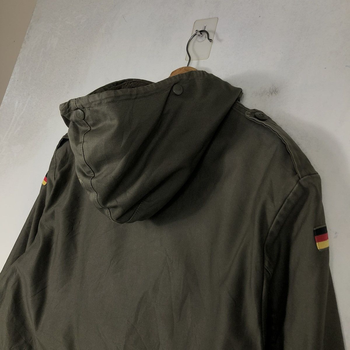 Buzz Rickson's TRUE VINTAGE 1989 SCHARRER UNTERGRIESBACH PARKA JACKET OPTI Size US M / EU 48-50 / 2 - 11 Thumbnail