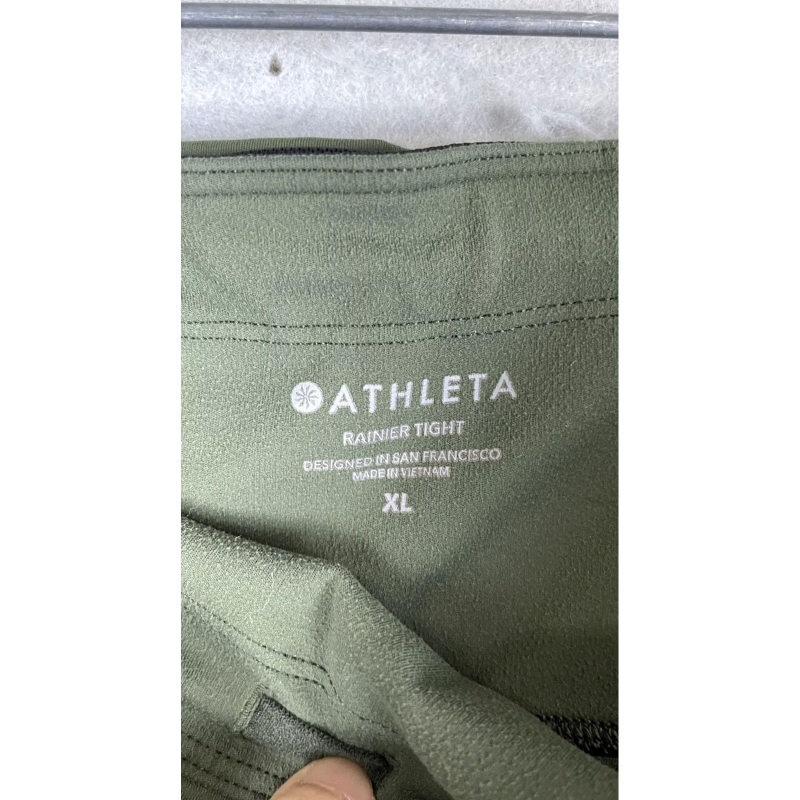 Athleta VINTAGE Athleta Rainier Tight Pants Womens XL Green Ankle Leggings Zip Pockets Athletic Size 40" / US 18 - 2 Thumbnail