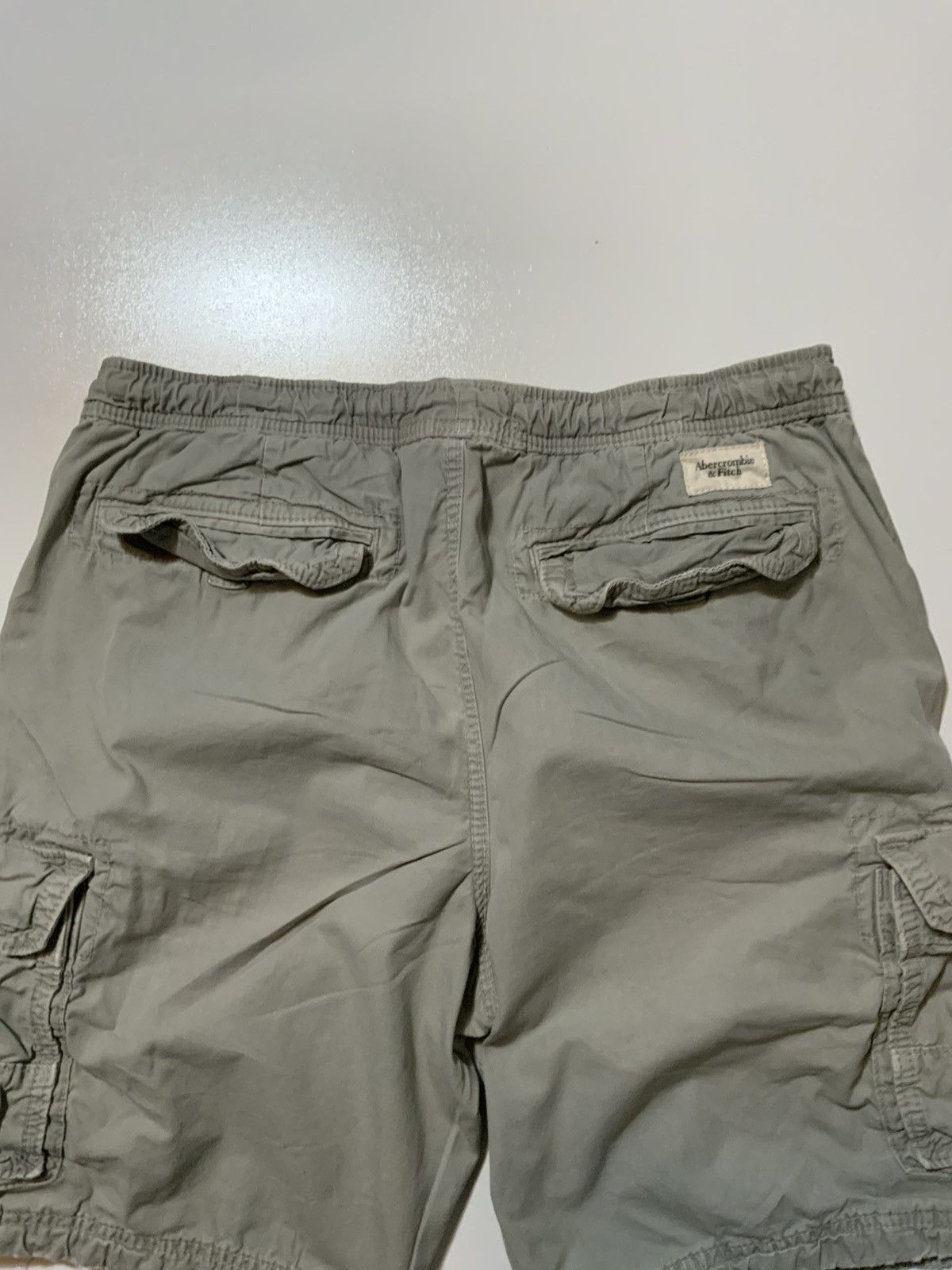 Abercrombie & Fitch Abercrombie & Fitch New York Grey Cargo Cotton Twill Shorts Size US 32 / EU 48 - 9 Thumbnail