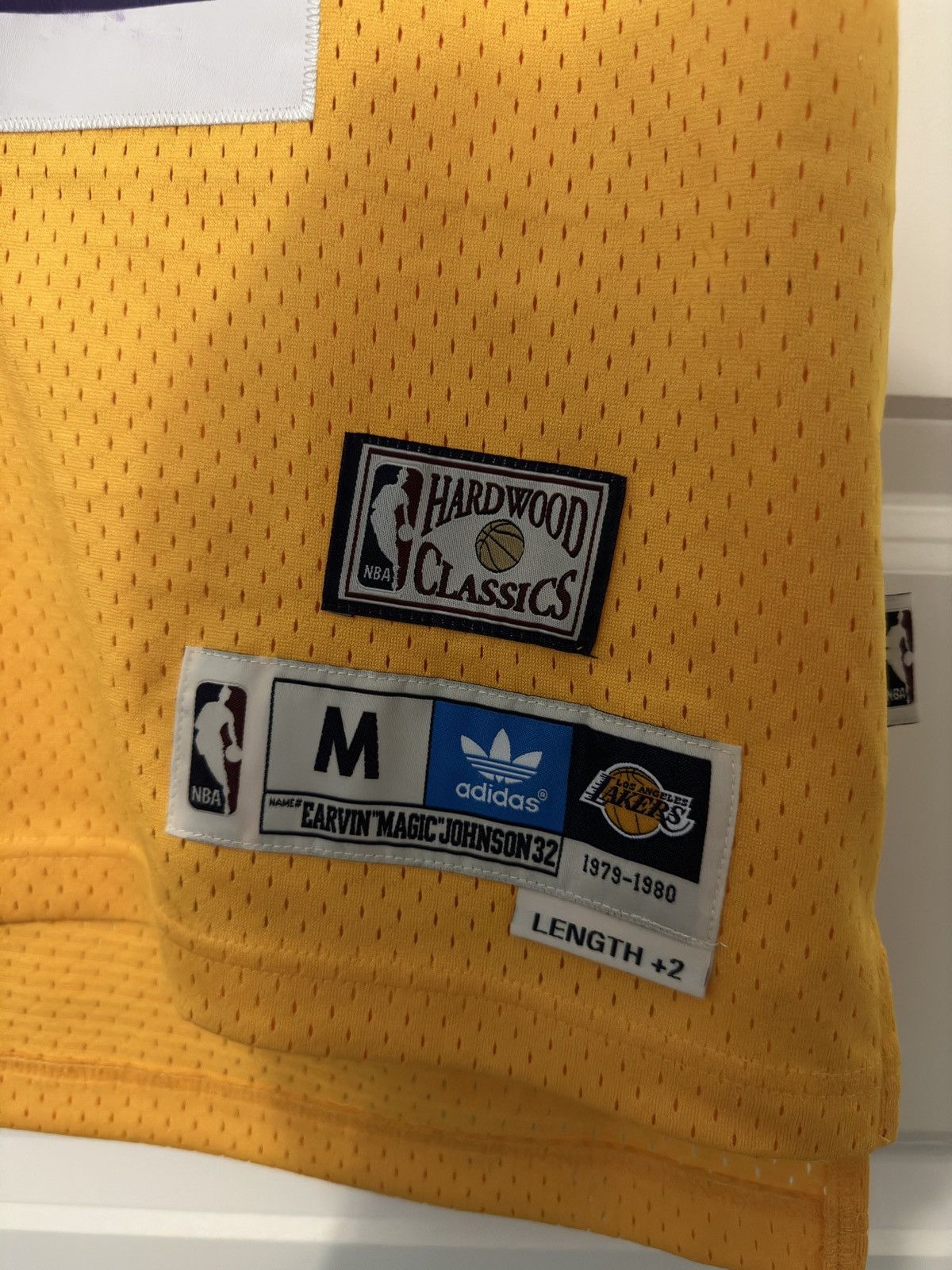 Mitchell & Ness Lakers Adidas Vintage Magic Johnson Jersey Size US M / EU 48-50 / 2 - 2 Thumbnail