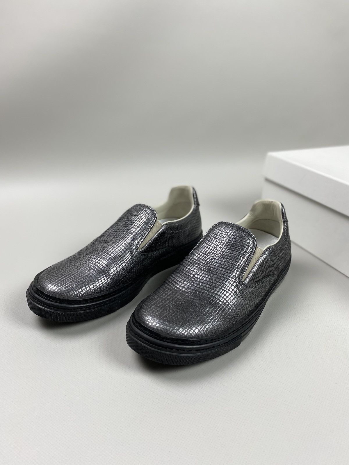 Maison Margiela New! Maison Margiela 22 ladies slip on shoes sneakers Size US 6 / IT 36 - 7 Thumbnail