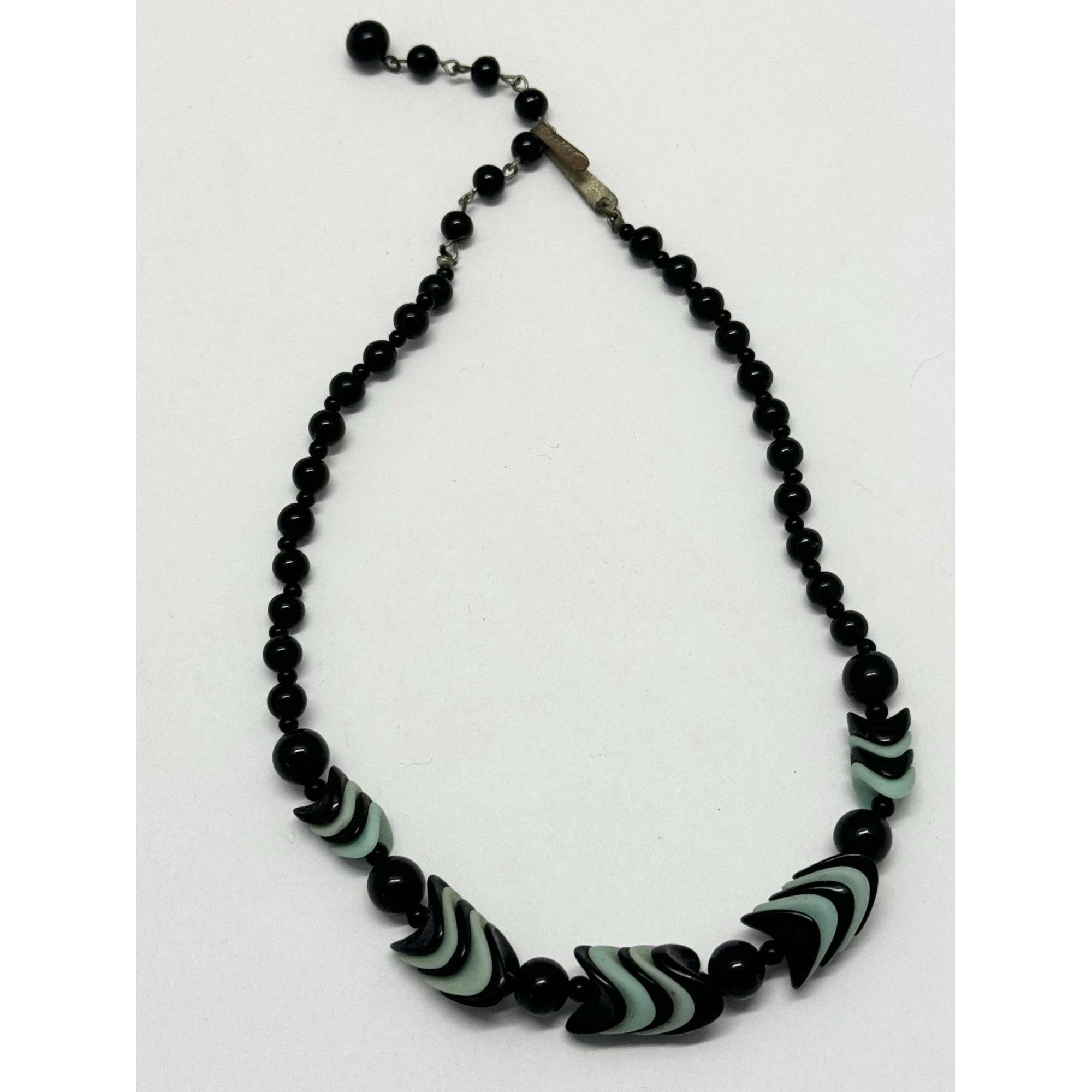 Vintage Vintage Japan glass beaded wave necklace Size ONE SIZE - 2 Thumbnail