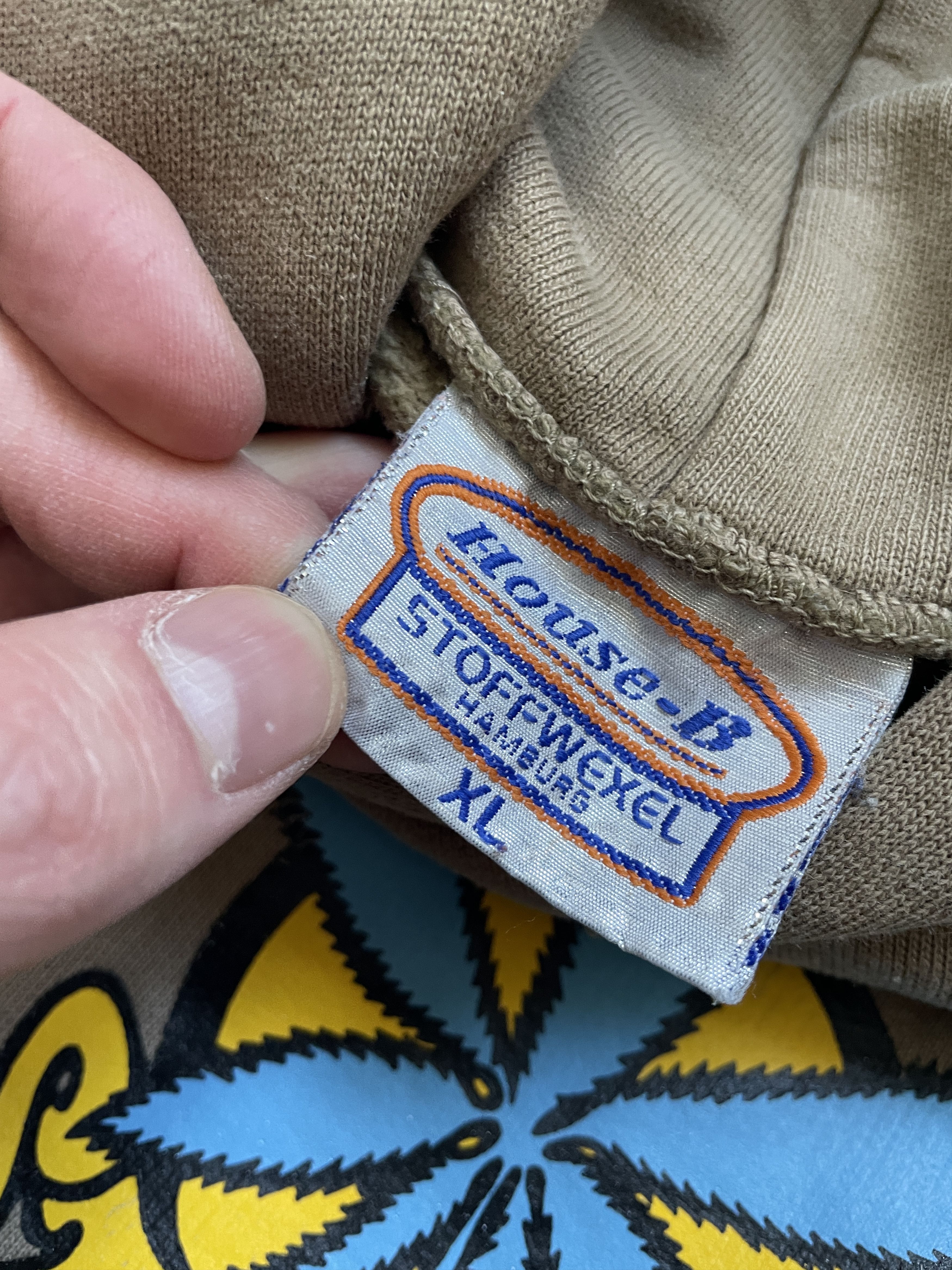 Vintage VINTAGE 90S STONEDAGE STONED GANJA BEIGE BOXY HOODIE Size US M / EU 48-50 / 2 - 5 Thumbnail