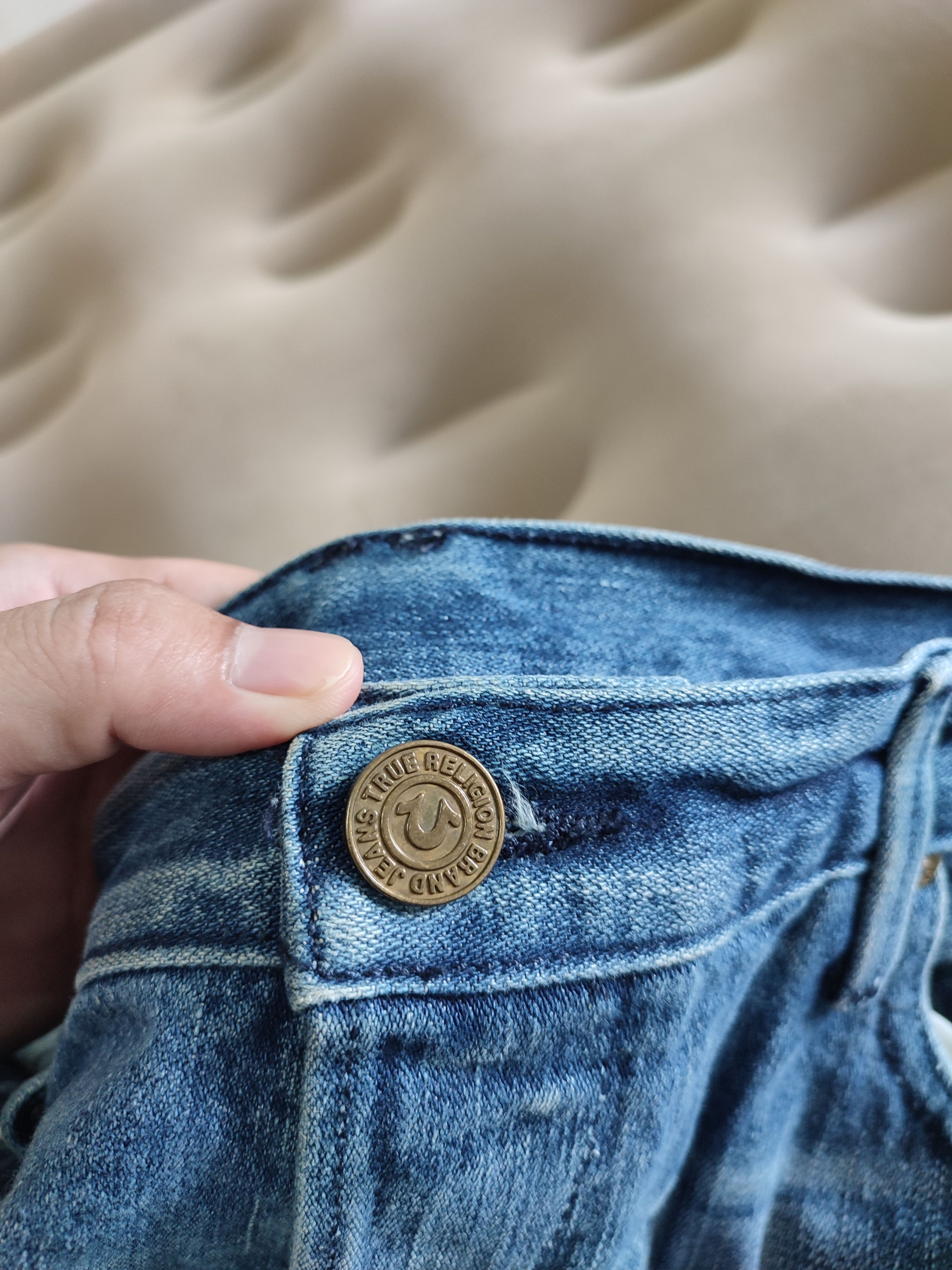 True Religion Vintage True Religion Embroidery Jeans Size US 34 / EU 50 - 6 Thumbnail