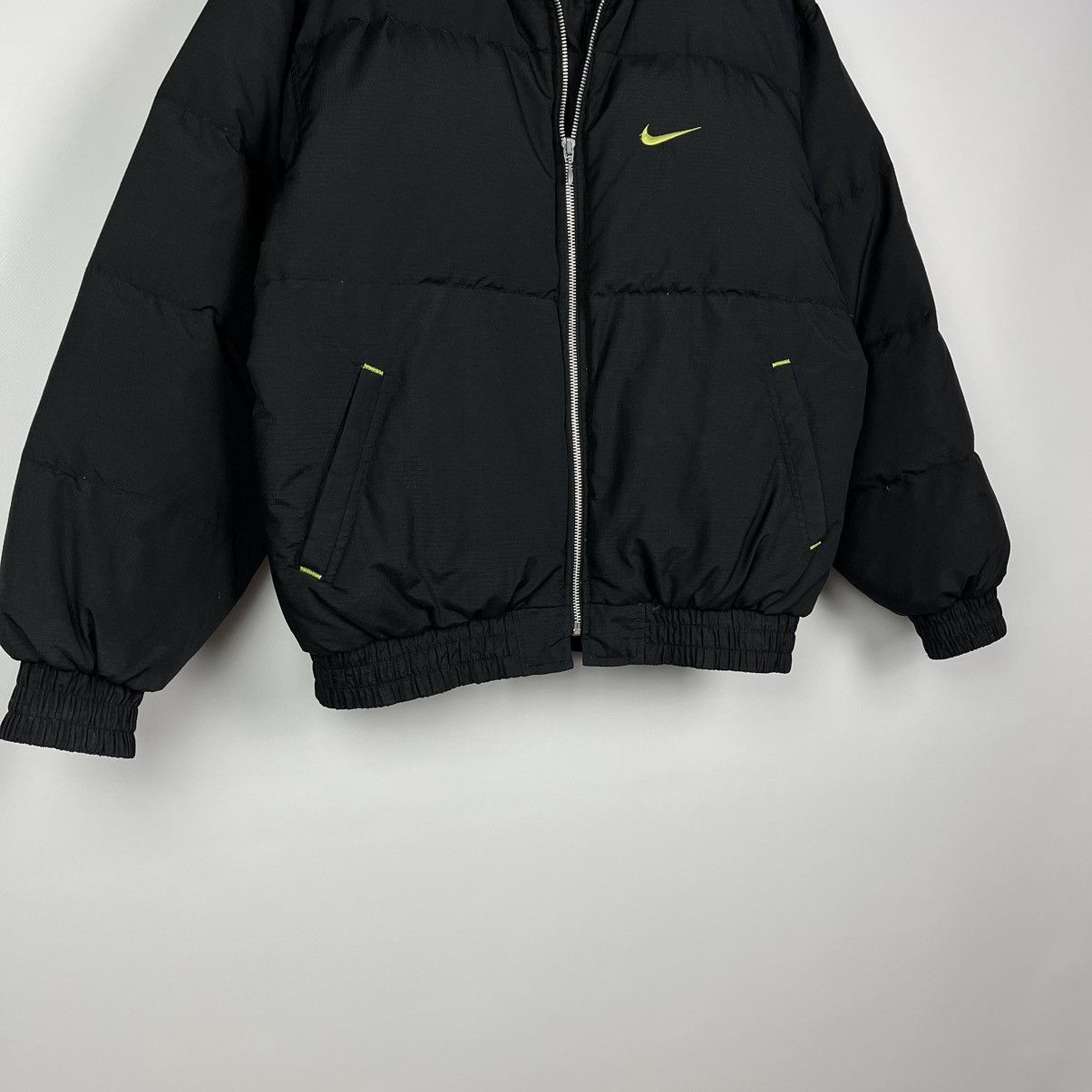 Nike Vintage Nike Swoosh Spell Out Logo Puffer Down Jacket 90s Size US S / EU 44-46 / 1 - 7 Thumbnail