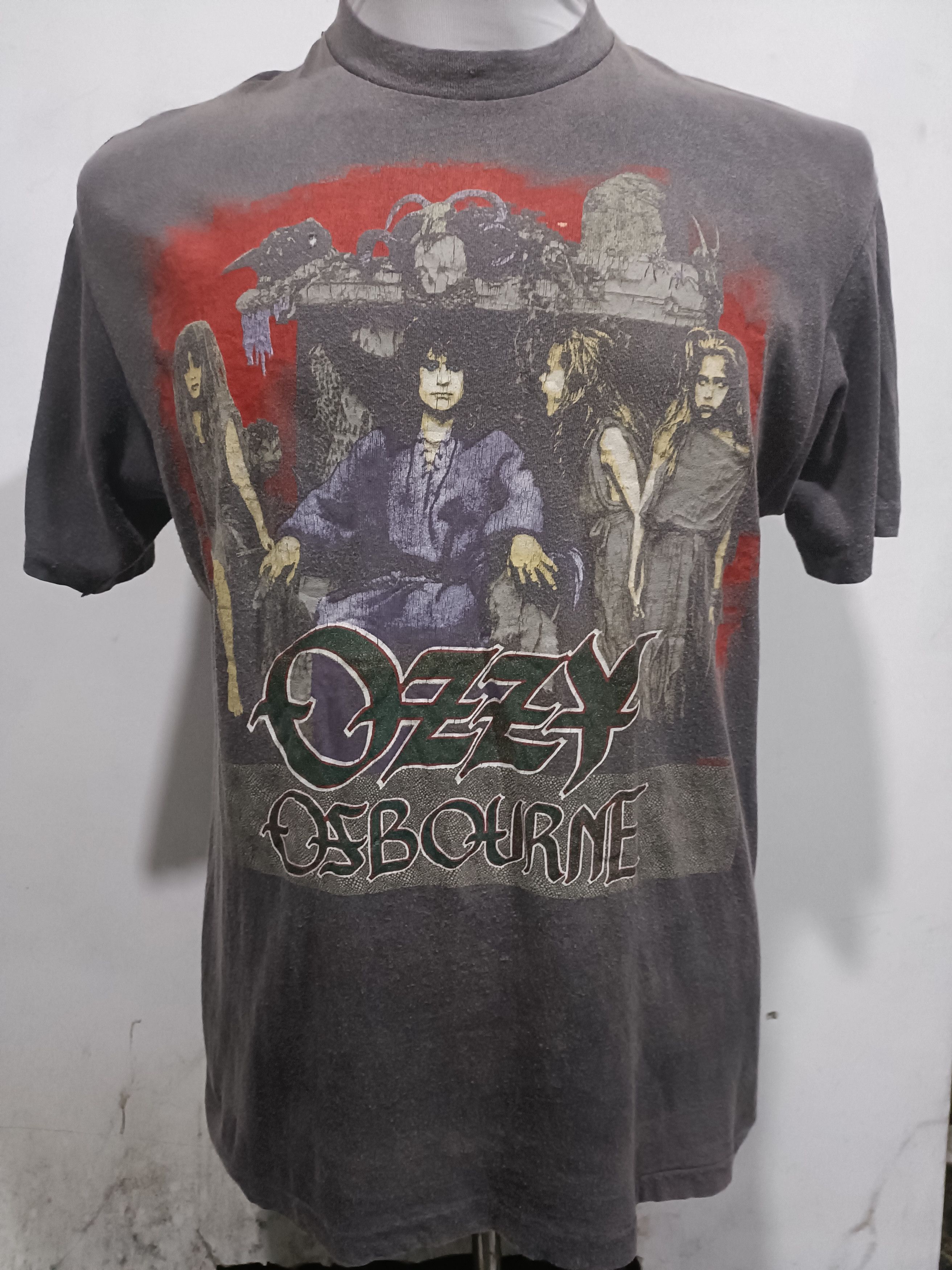 Vintage Vintage Ozzy Osbourne Tour 88'-89' No Rest For The Wicked Size US XL / EU 56 / 4 - 1 Thumbnail