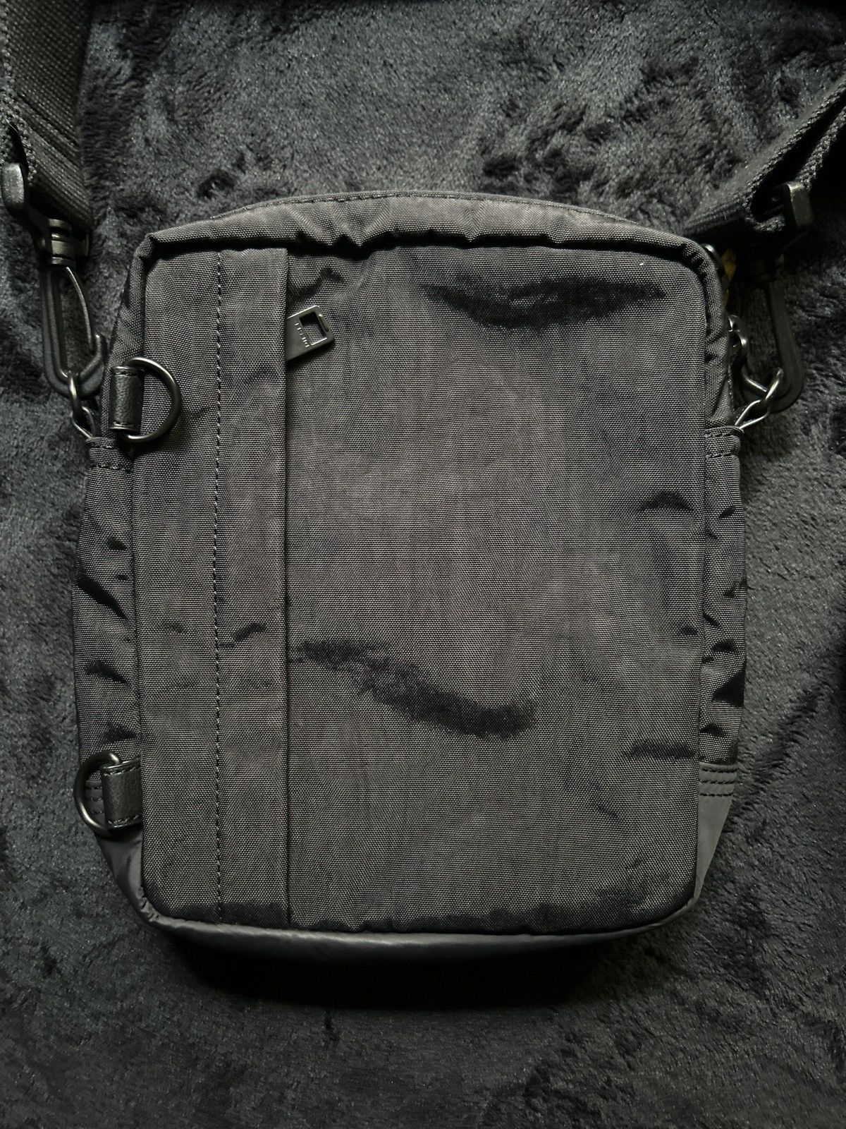 Diesel 💥FINAL DROP💥 Diesel Crossbody Bag Size ONE SIZE - 3 Thumbnail