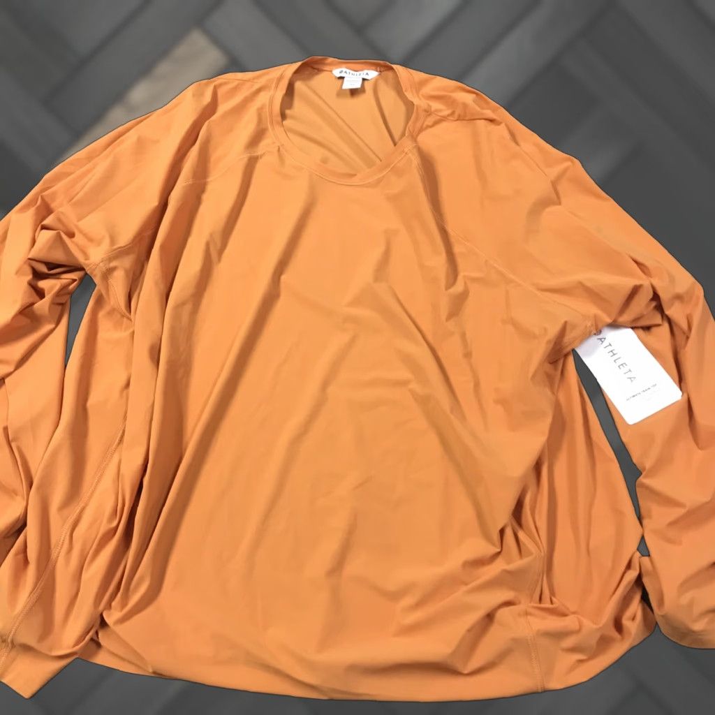 Athleta Athleta Women's Orange Ultimate Textured Long Sleeve Train Top 3XL Orange Women Long Sleeve Activewear 3XL Size XXL / US 16-18 / IT 52-54 - 1 Thumbnail