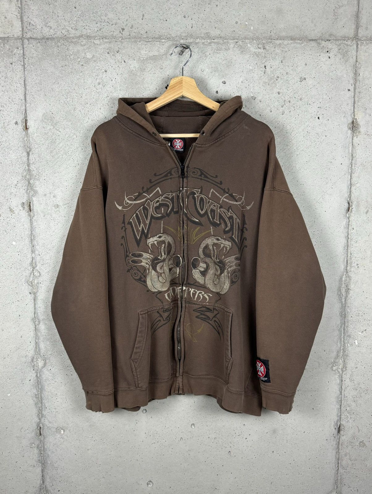 Vintage Vintage West Coast Choppers Faded Snake Zip Hoodie Size US XL / EU 56 / 4 - 1 Thumbnail