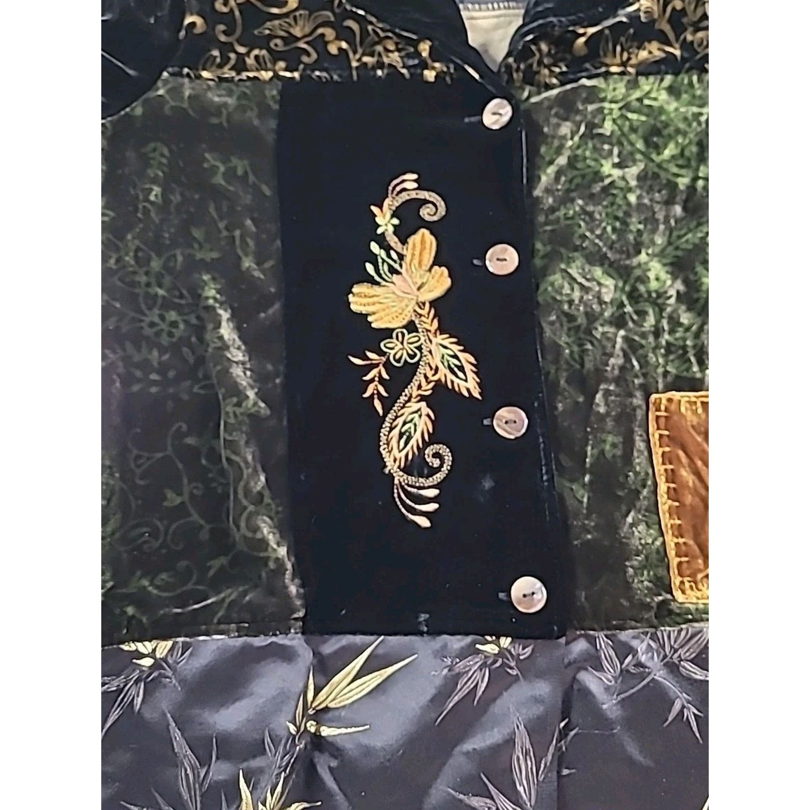 Chicos Chico’s Velvet Patchwork Shacket Embroidered Boho M Size M / US 6-8 / IT 42-44 - 8 Thumbnail