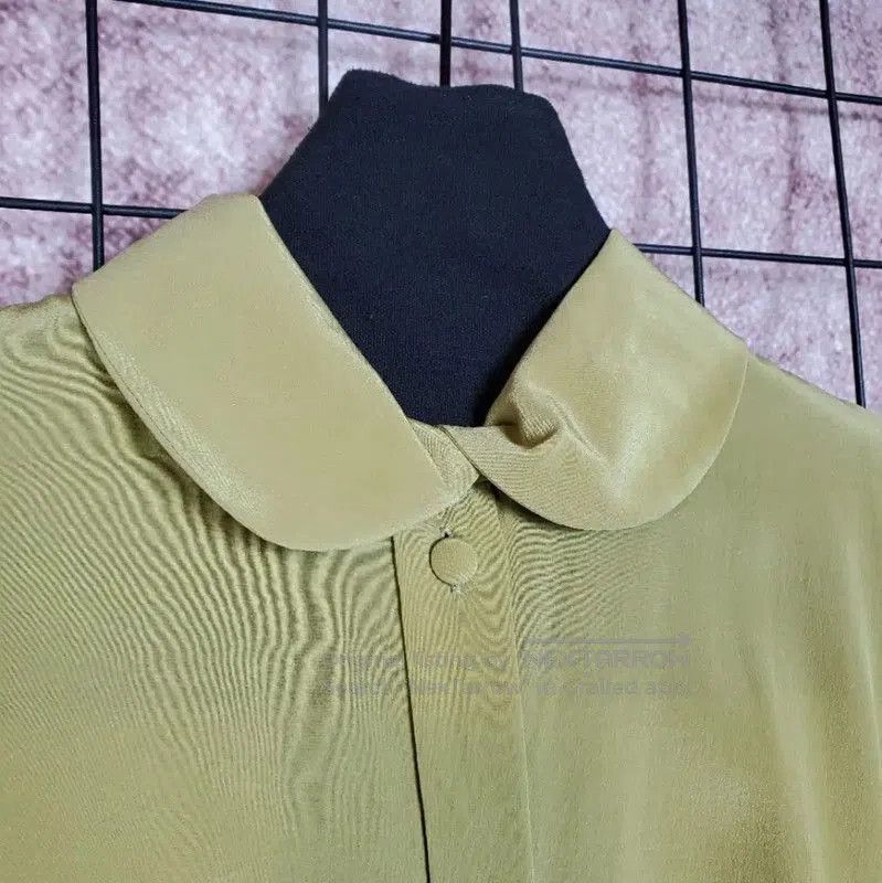 Dior Dior Green Silk Long Sleeve Blouse . Size S / US 4 / IT 40 - 9 Thumbnail