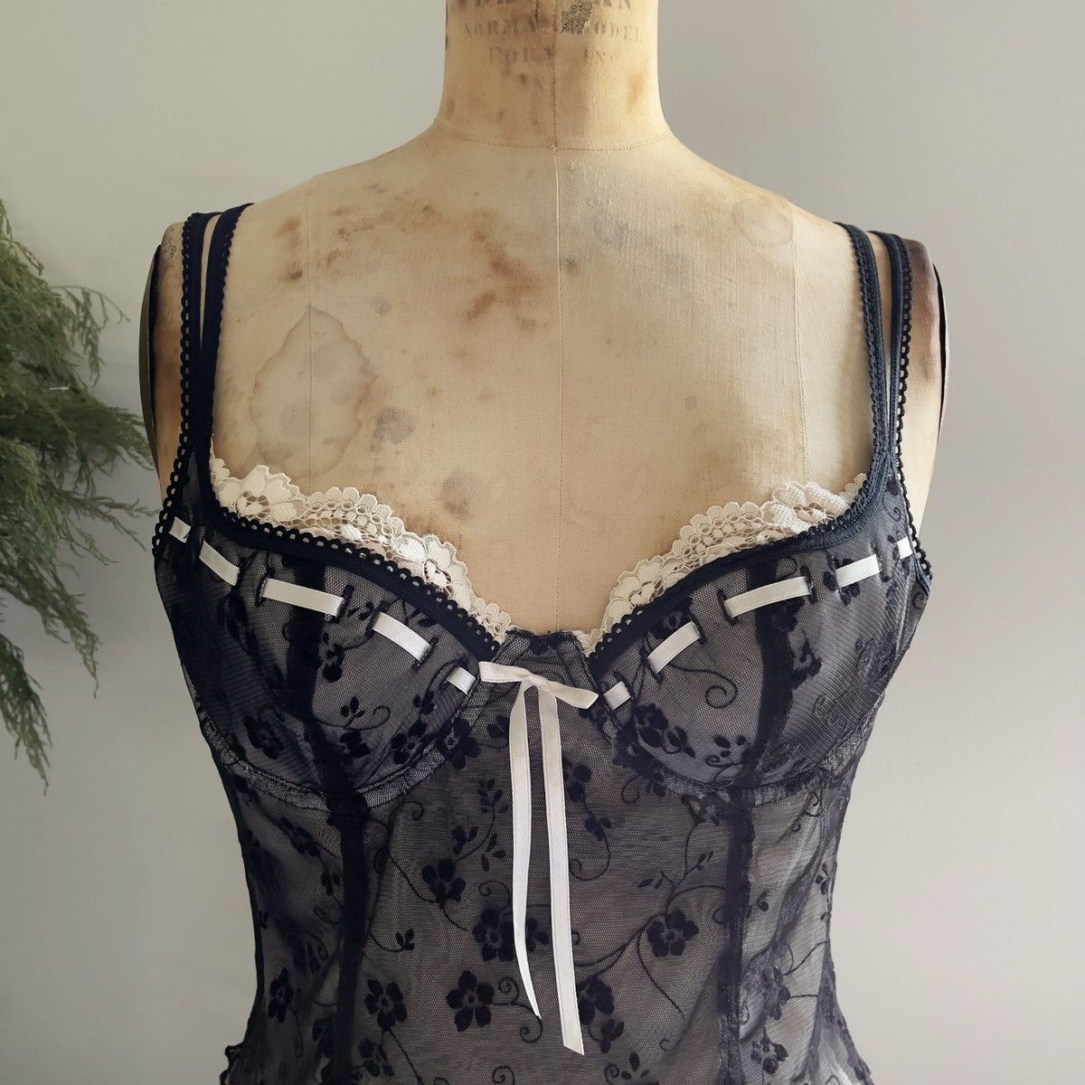 Vintage Romantic Black Floral Mesh Bustier (34B/32C) Size ONE SIZE - 2 Thumbnail