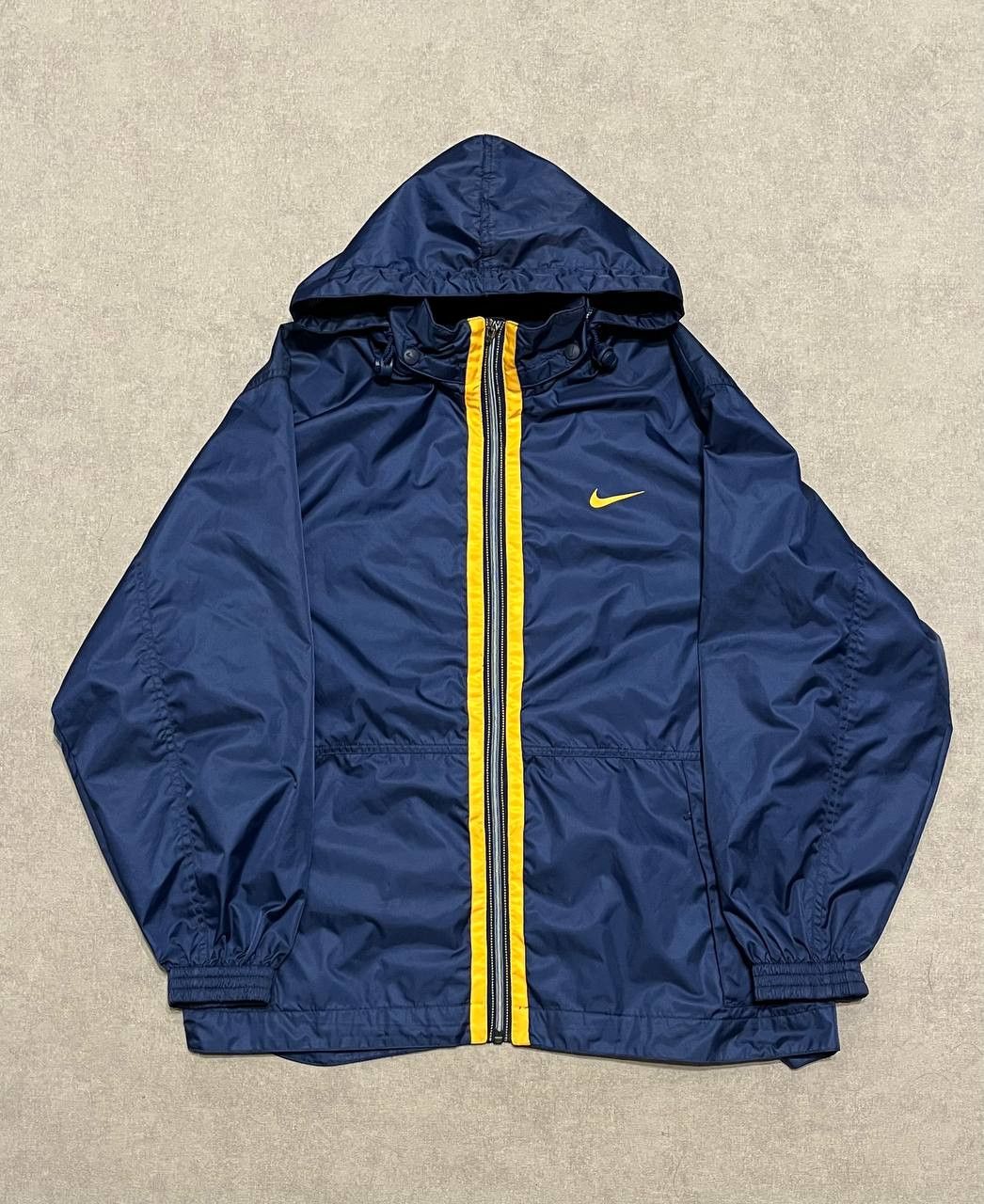 Nike Vintage Nike Windbreaker Track Jacket Big Logo Men Size US M / EU 48-50 / 2 - 1 Thumbnail