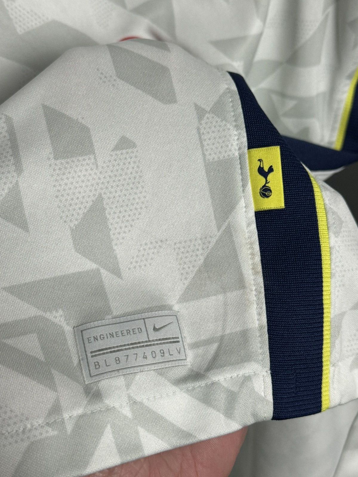Nike Tottenham Hotspur 20/21 Home Football Jersey Size US M / EU 48-50 / 2 - 4 Thumbnail