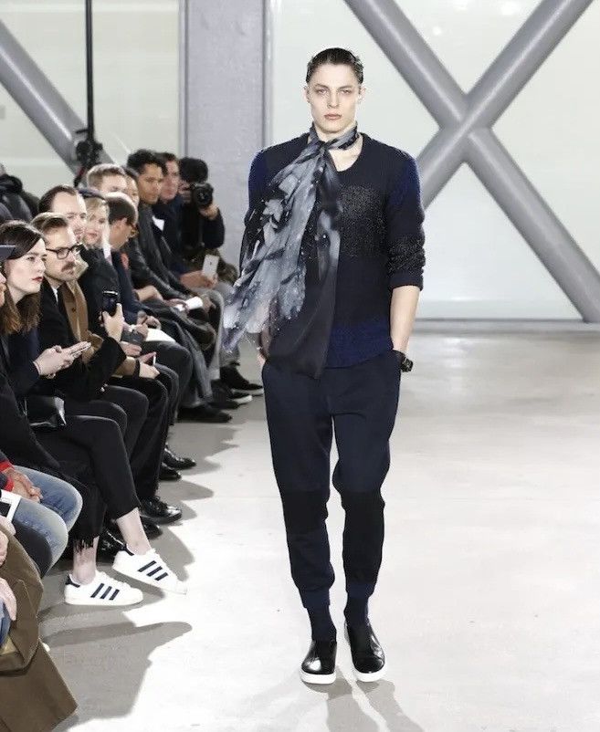 Issey Miyake FW2015 Issey Miyake Paris Runway Avantgarde Menswear Size US 33 - 2 Thumbnail
