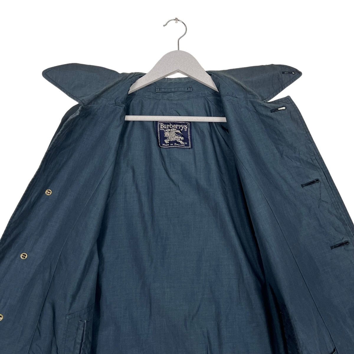 Burberry 🔥 NAVY BLUE BURBERRYS TRENCH COAT MADE IN ENGLAND Size US M / EU 48-50 / 2 - 12 Thumbnail